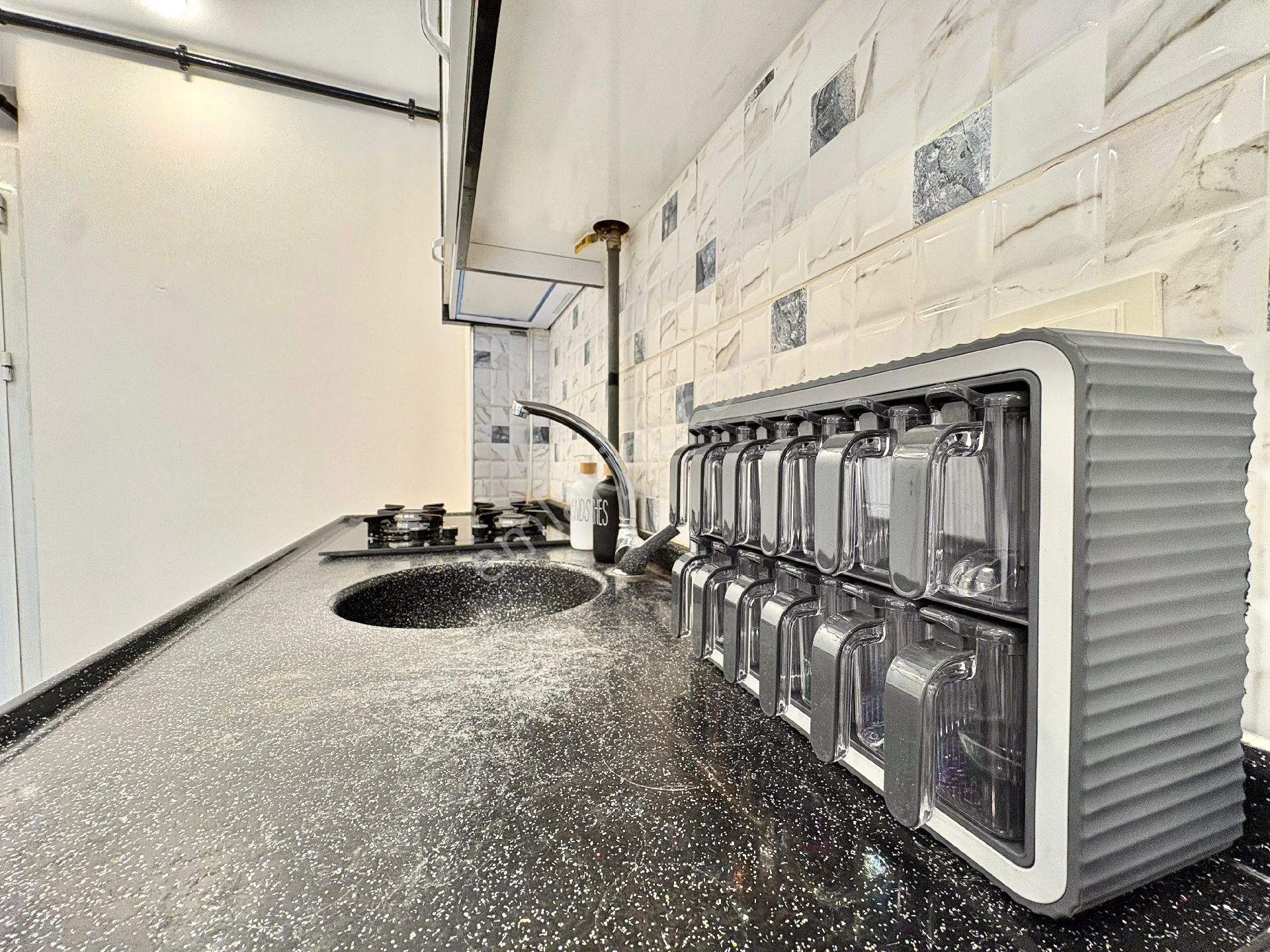 Saltak Caddesinde Heryere Yakın Apart Ara Kat Sıfır Eşyalı Apart - Görsel 11