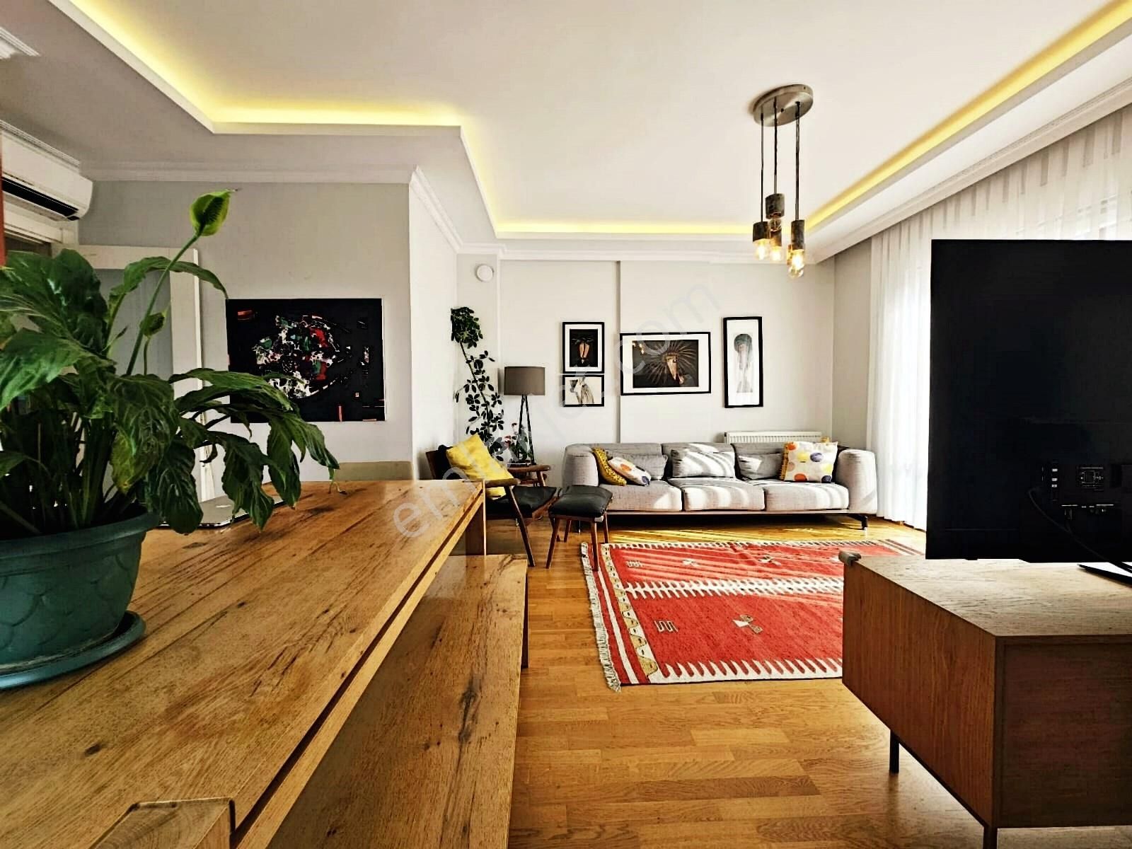 Poyraz'dan Erenköyde Yeni Binada Caddeye Yakın 3+1 Satılık Daire