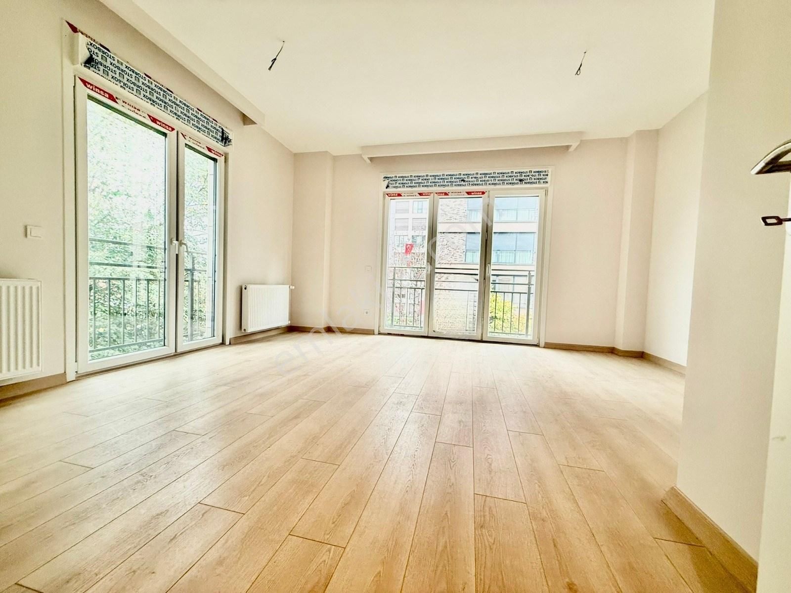 Poyraz'dan Bağdat Caddesine 1.paralelde Sıfır Binada 2+1 Satılık