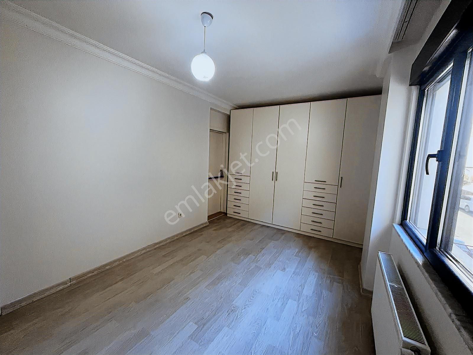 Poyraz'dan Kozyatağında Yeni Binada Balkonlu 95 M2 Net 3+1 Daire - Görsel 17