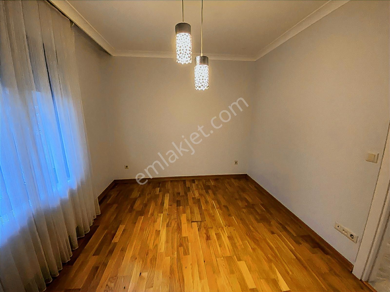 Poyraz'dan Suadiyede Bağdat Caddesine Yakın Balkonlu 2+1 Satılık - Görsel 22