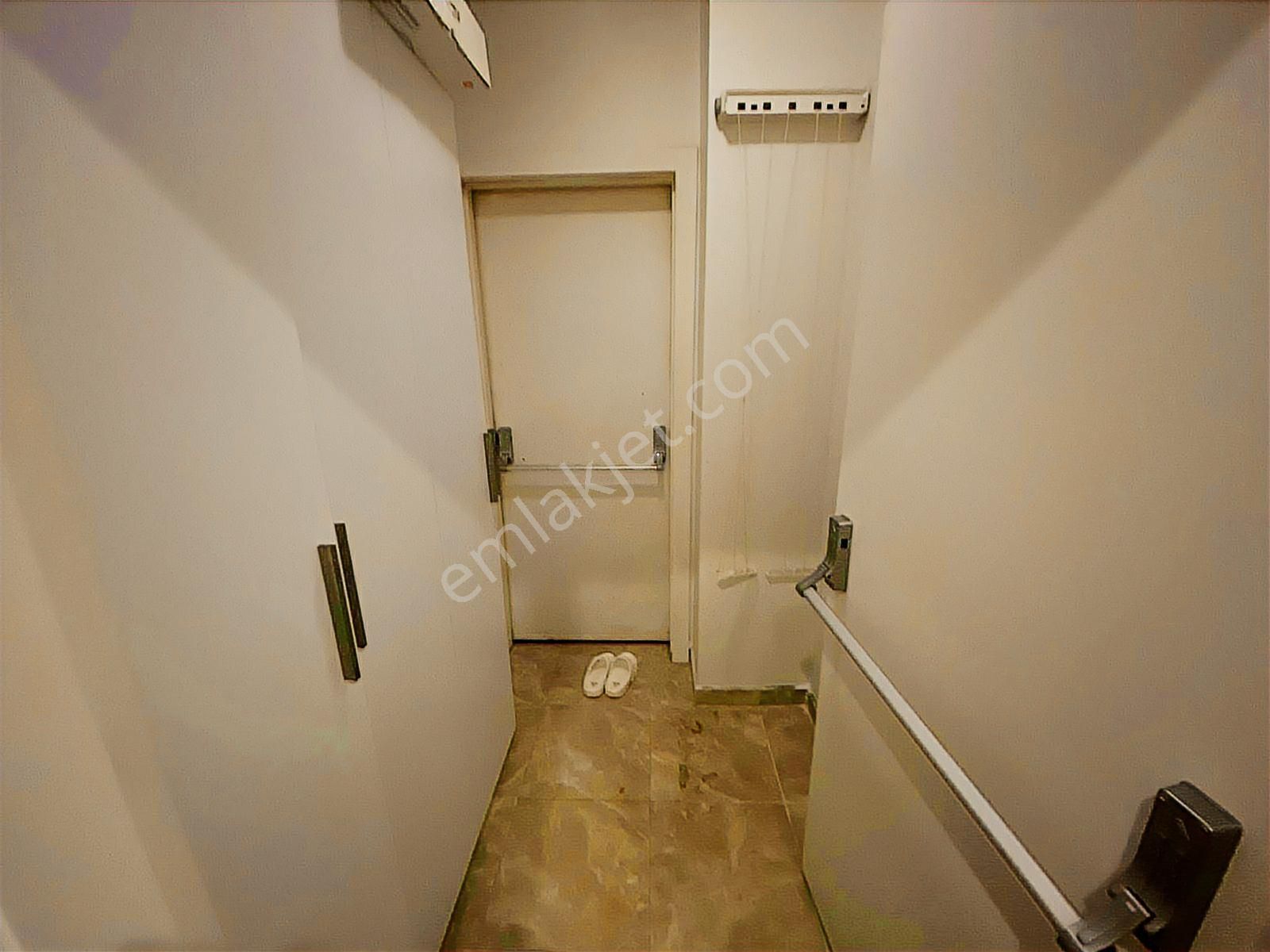 Poyraz'dan Suadiyede Bağdat Caddesine Yakın Balkonlu 2+1 Satılık - Görsel 17