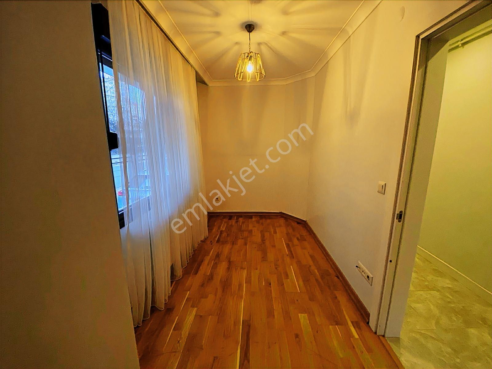 Poyraz'dan Suadiyede Bağdat Caddesine Yakın Balkonlu 2+1 Satılık - Görsel 27