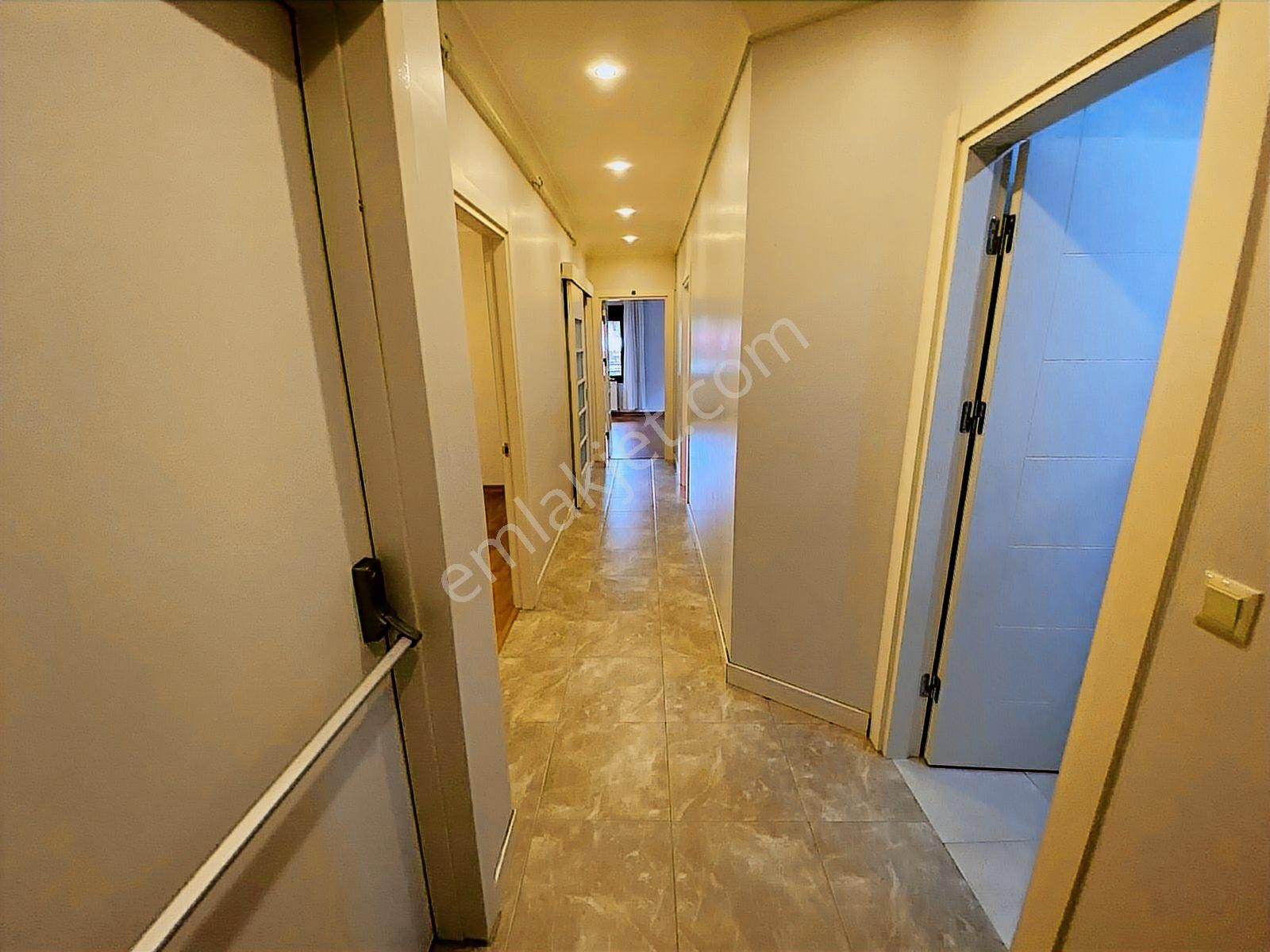 Poyraz'dan Suadiyede Bağdat Caddesine Yakın Balkonlu 2+1 Satılık - Görsel 9