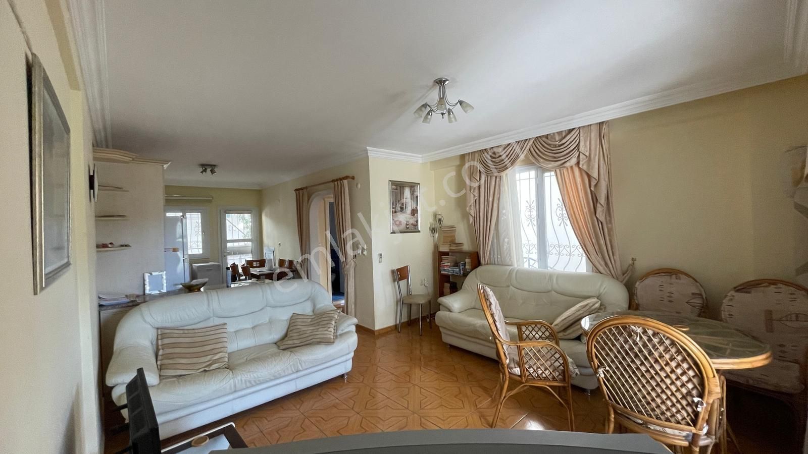 Yeşilkent Sitesi İçerisinde Denize 150mt Mesafede 4+1 Villa - Görsel 8