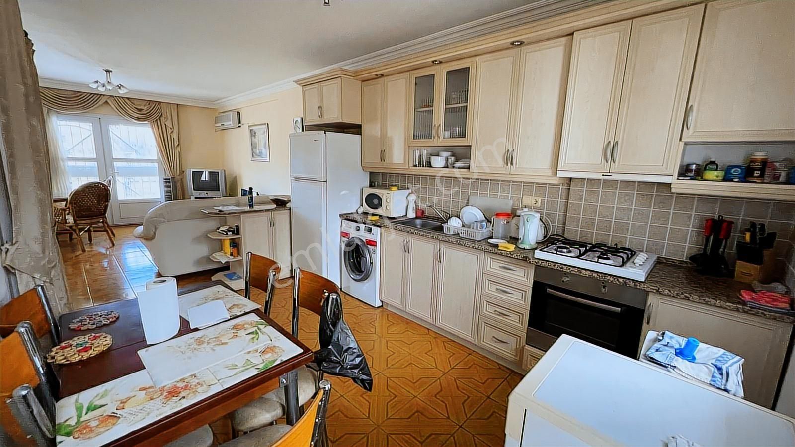 Yeşilkent Sitesi İçerisinde Denize 150mt Mesafede 4+1 Villa - Görsel 18