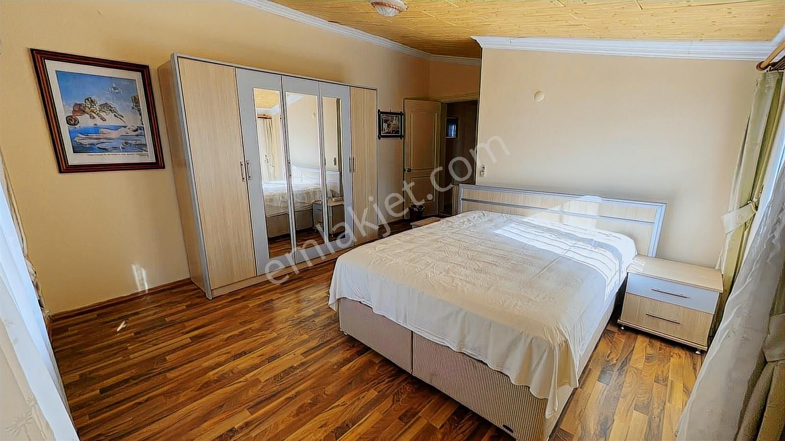 Yeşilkent Sitesi İçerisinde Denize 150mt Mesafede 4+1 Villa - Görsel 3