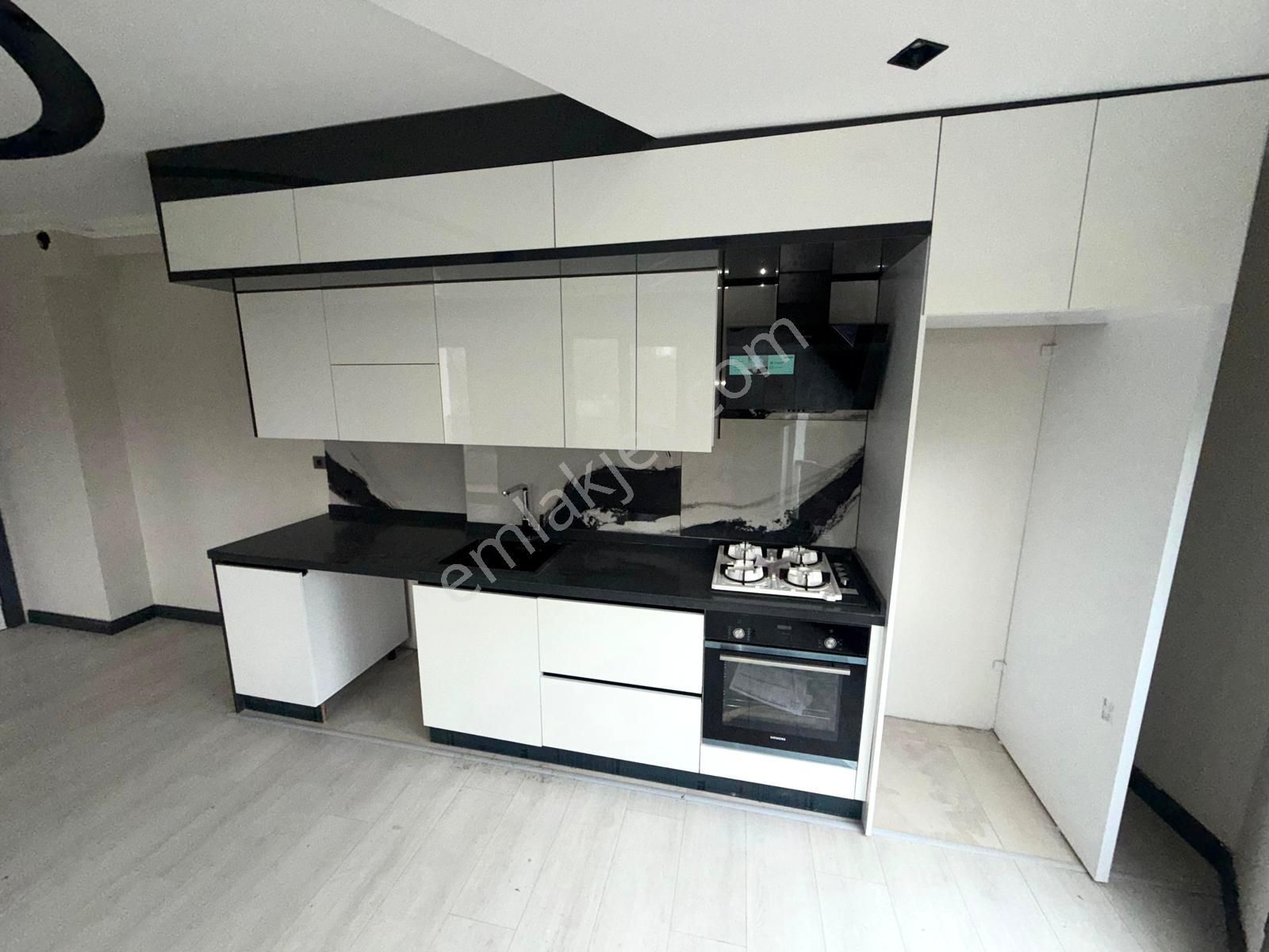 🏡 Referans'tan Akçay'da Ön Cephe Yerden Isıtmalı 2+1 Daire - Görsel 3