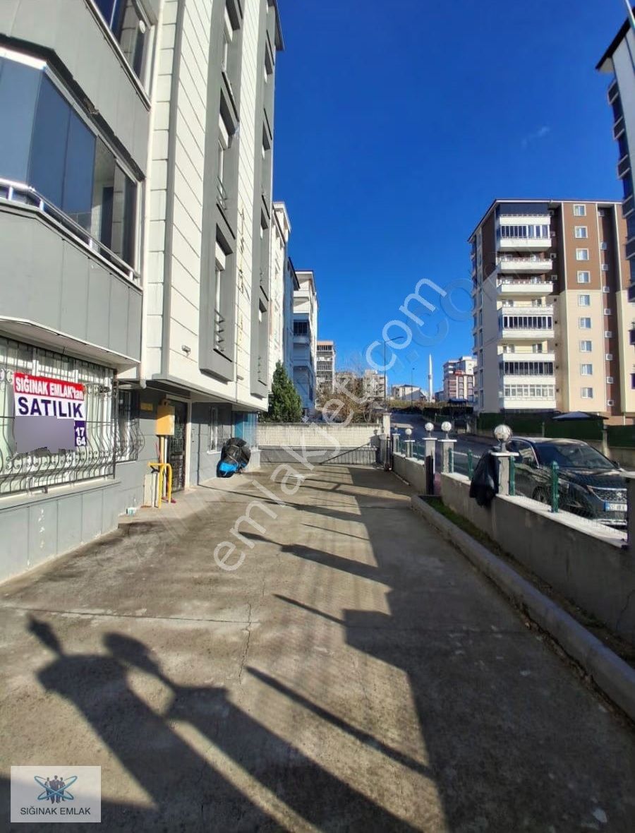 Sığınak Emlak Tan Merkezi Konumda Geniş Balkonda Otoparklı - Görsel 7