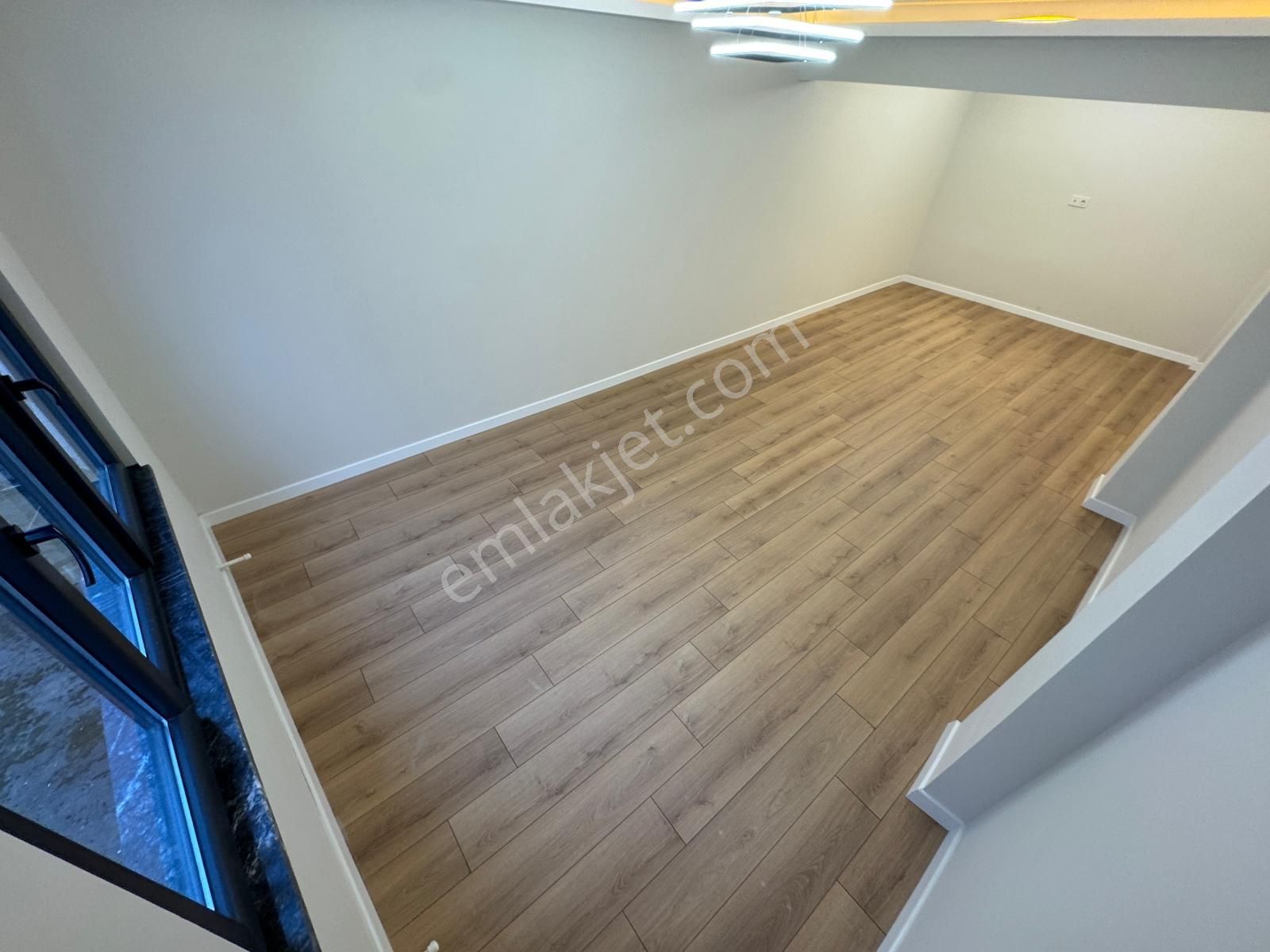 Doradan Akçay Merkez De Denize 50m Satılık 2+1 Daire - Görsel 27