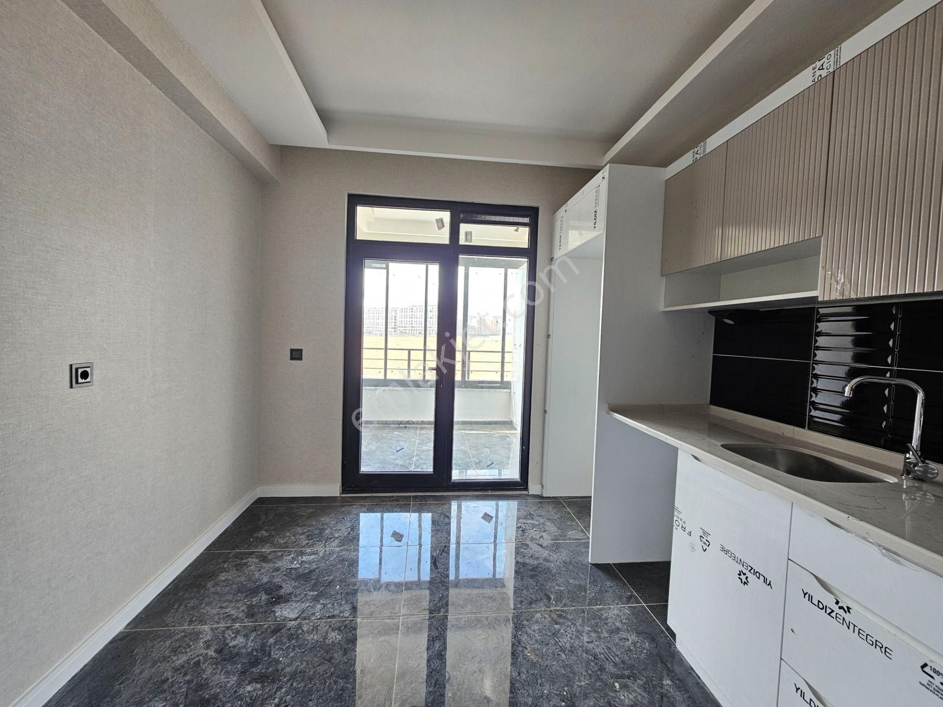 Şafak Caddesi Yakını İşyapar Gayrimenkul'den Lüks 2+1 Daire - Görsel 15