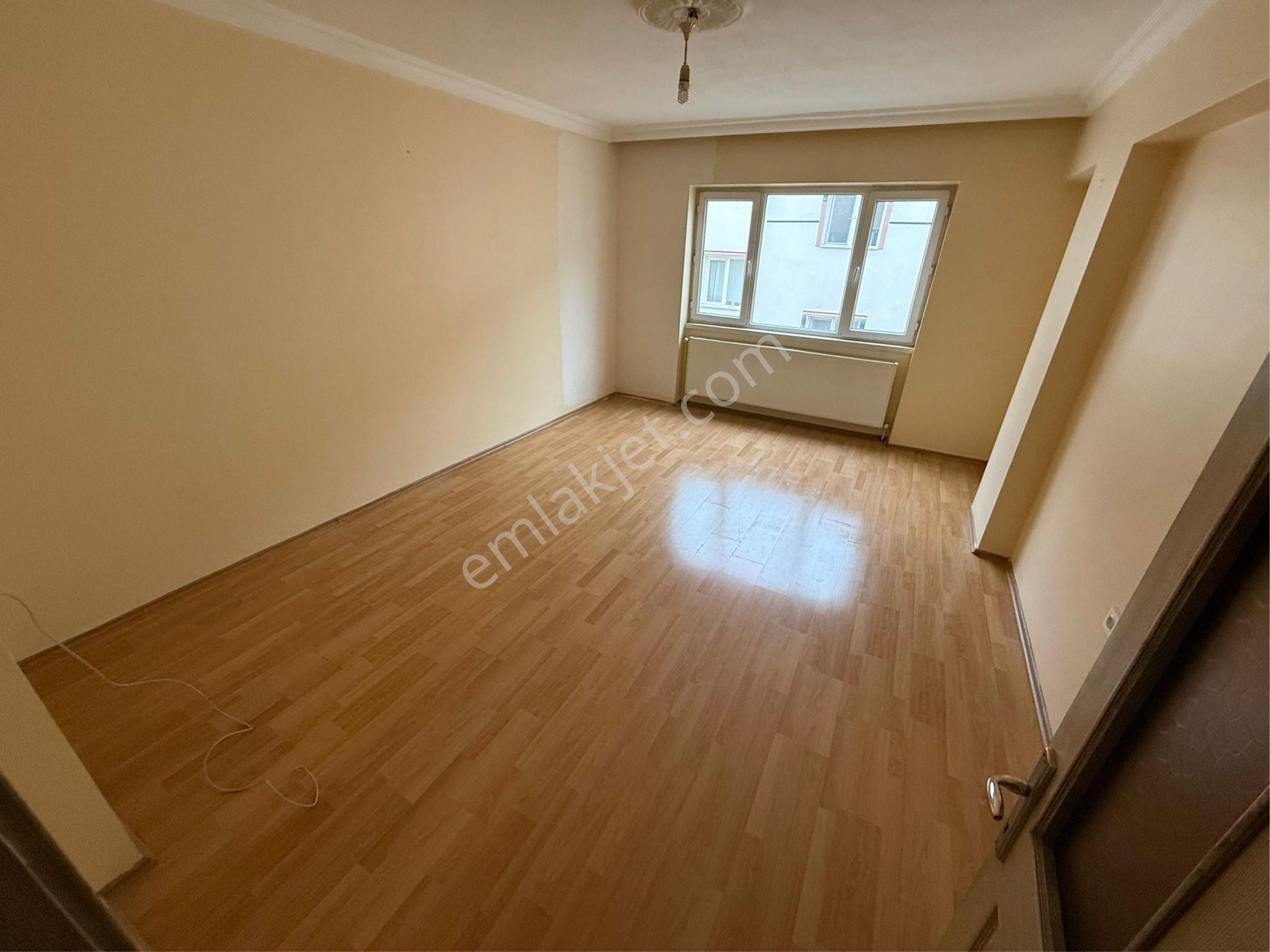 Malazgirt Mah 3+1 Asansörlü Ara Katta 125m2 Geniş Daire - Görsel 10