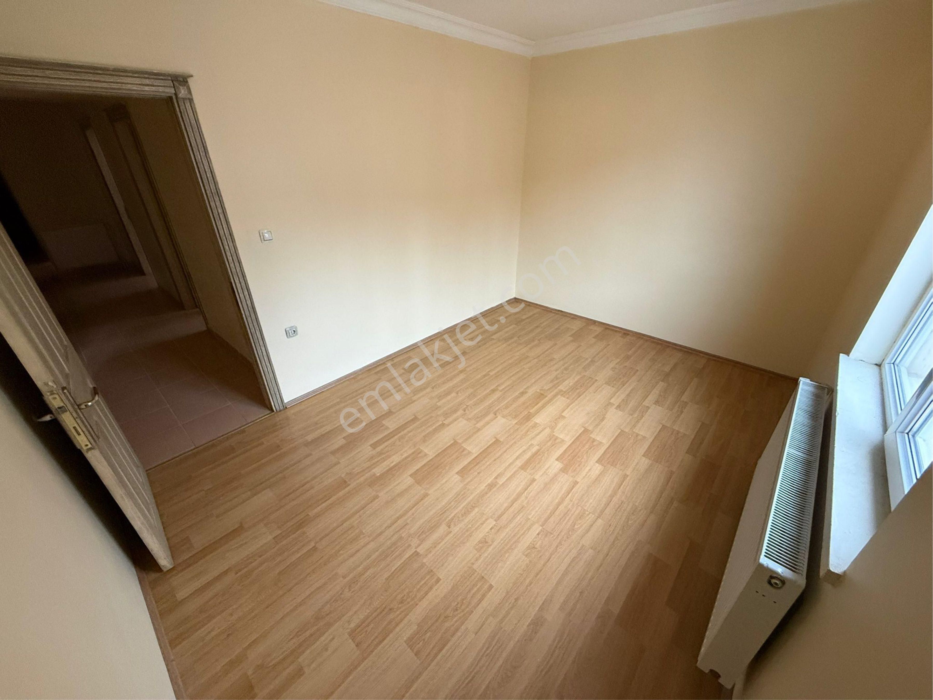 Malazgirt Mah 3+1 Asansörlü Ara Katta 125m2 Geniş Daire - Görsel 20