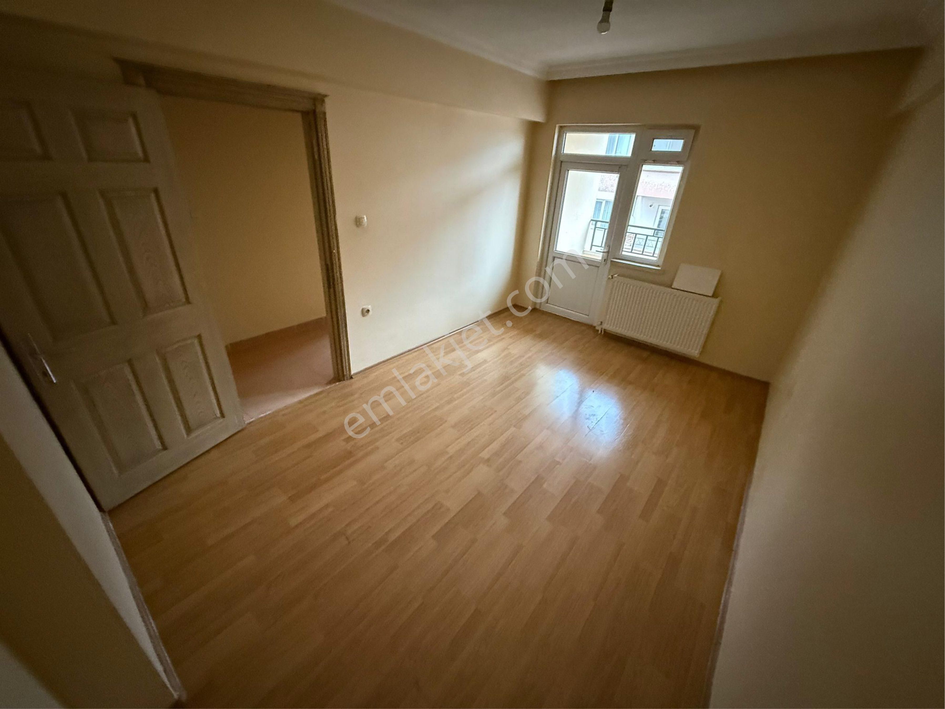 Malazgirt Mah 3+1 Asansörlü Ara Katta 125m2 Geniş Daire - Görsel 22