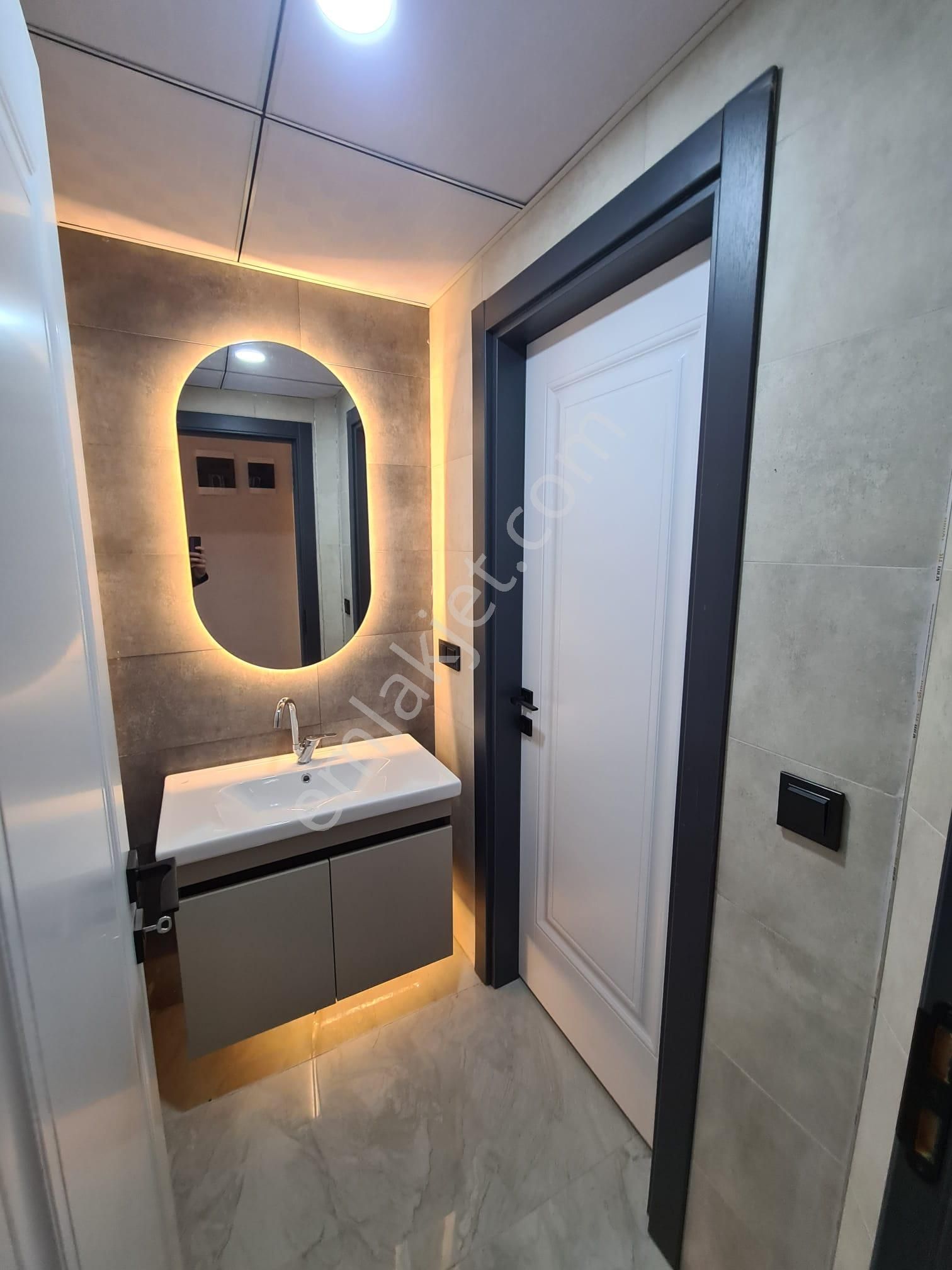 Beymira'dan Geniş 2.5+1 Lüks Daire Site İçi Kapalı Otopark - Görsel 16