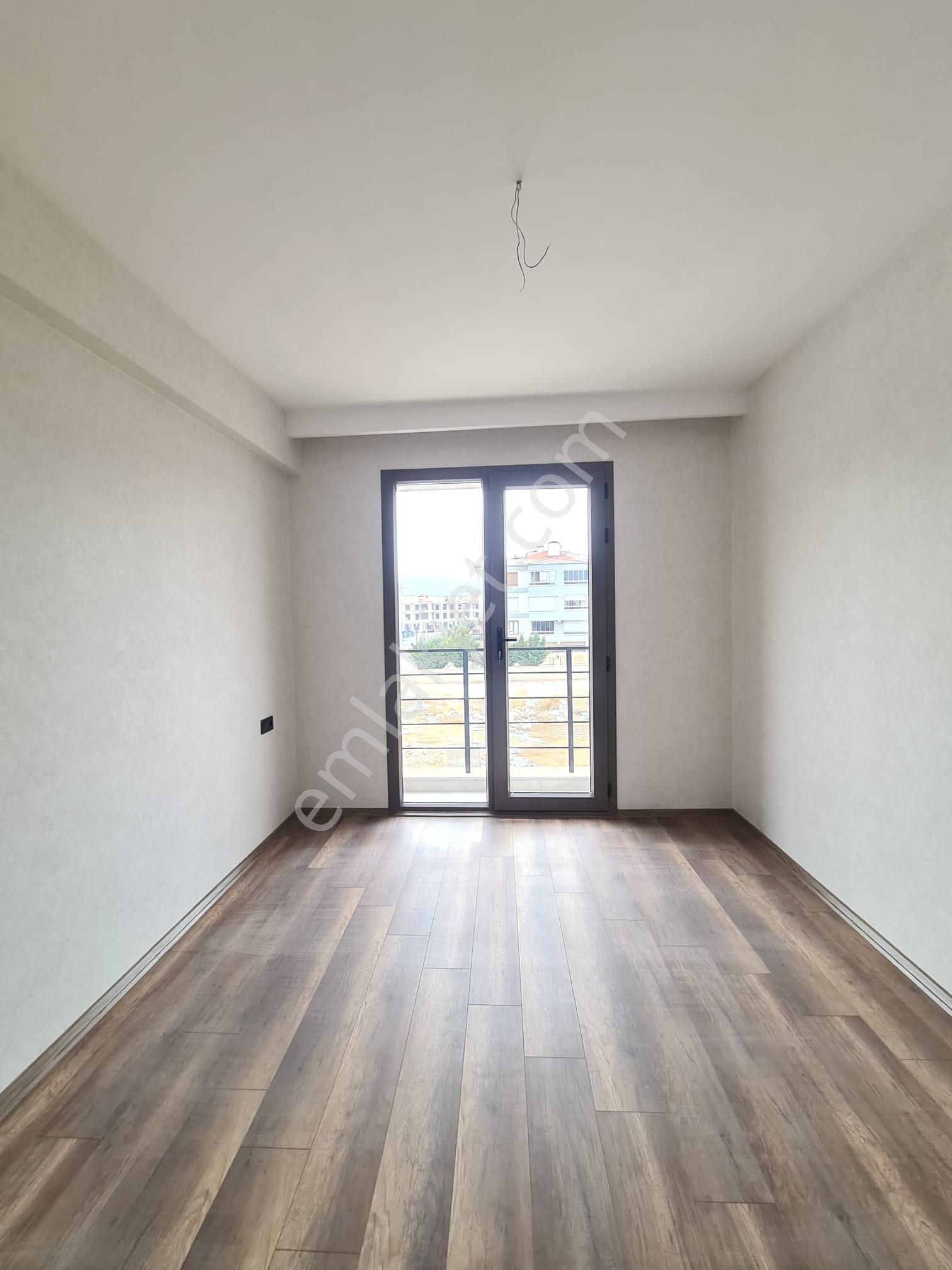 Beymira'dan Geniş 2.5+1 Lüks Daire Site İçi Kapalı Otopark - Görsel 19
