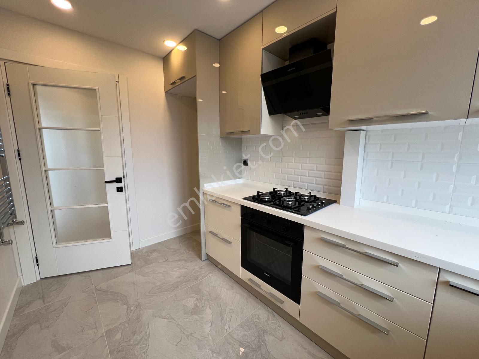 Bağdat Caddesi Yakını Köşe Bina 2+1 80 M² Net Kullanımlı - Görsel 9