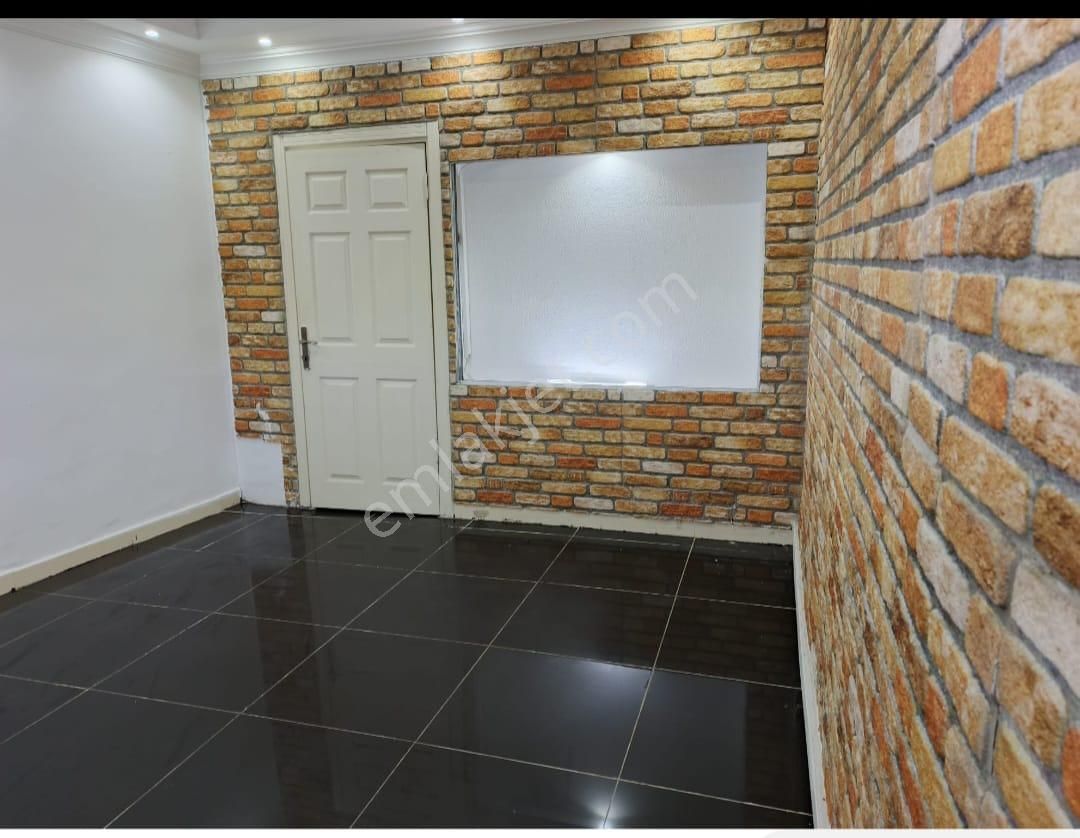 Lalelide 90m2 Kiralık İş Yeri