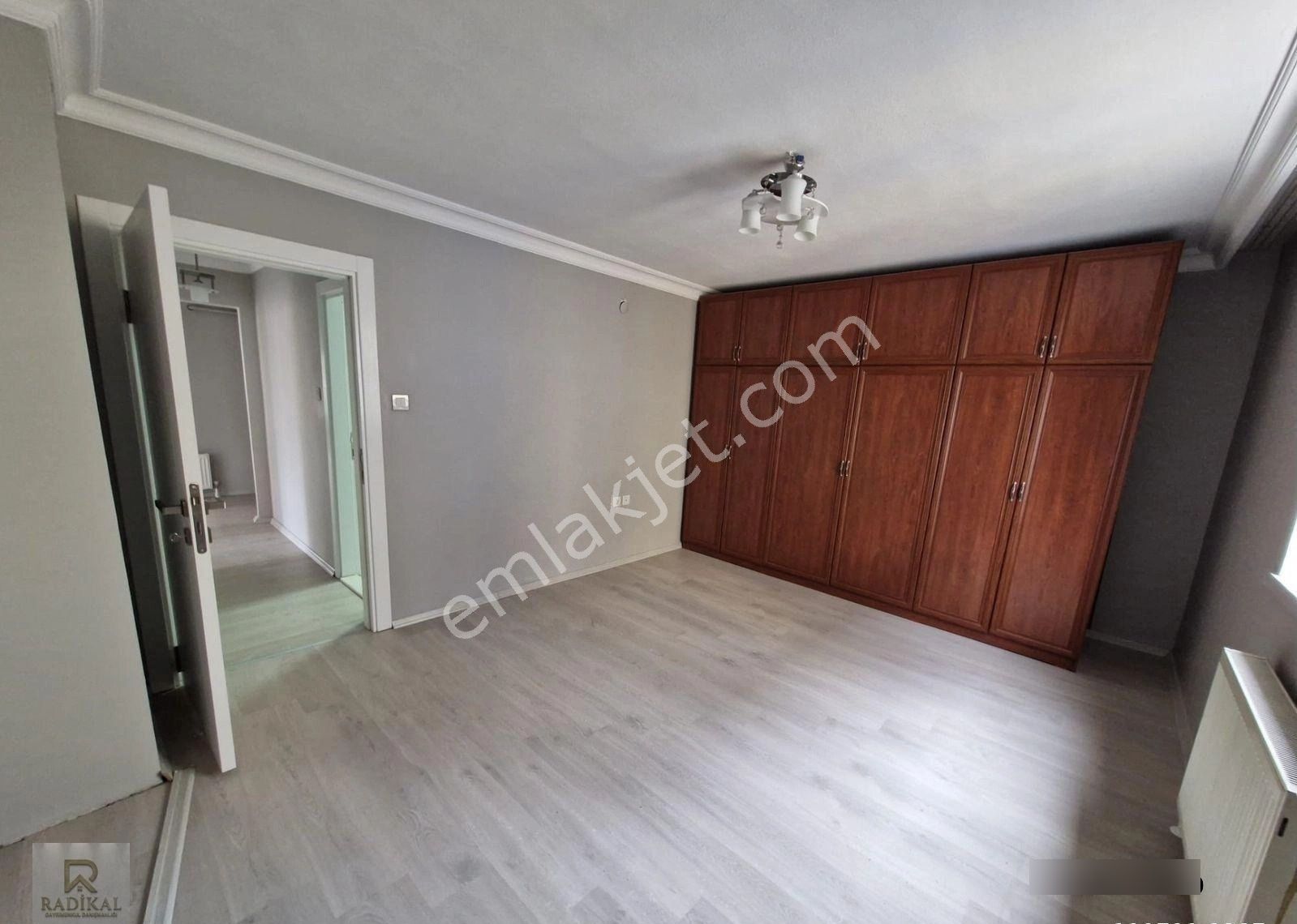 Birlik Mahallesi 471. Sokak Üzeri 1 Katta Yapılı Satılık 3+1 Emsalsiz Kupon Daire ............ - Görsel 7