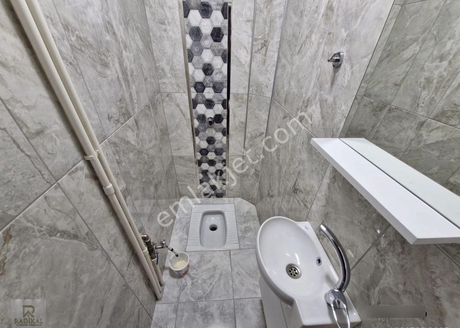 Birlik Mahallesi 471. Sokak Üzeri 1 Katta Yapılı Satılık 3+1 Emsalsiz Kupon Daire ............ - Görsel 24