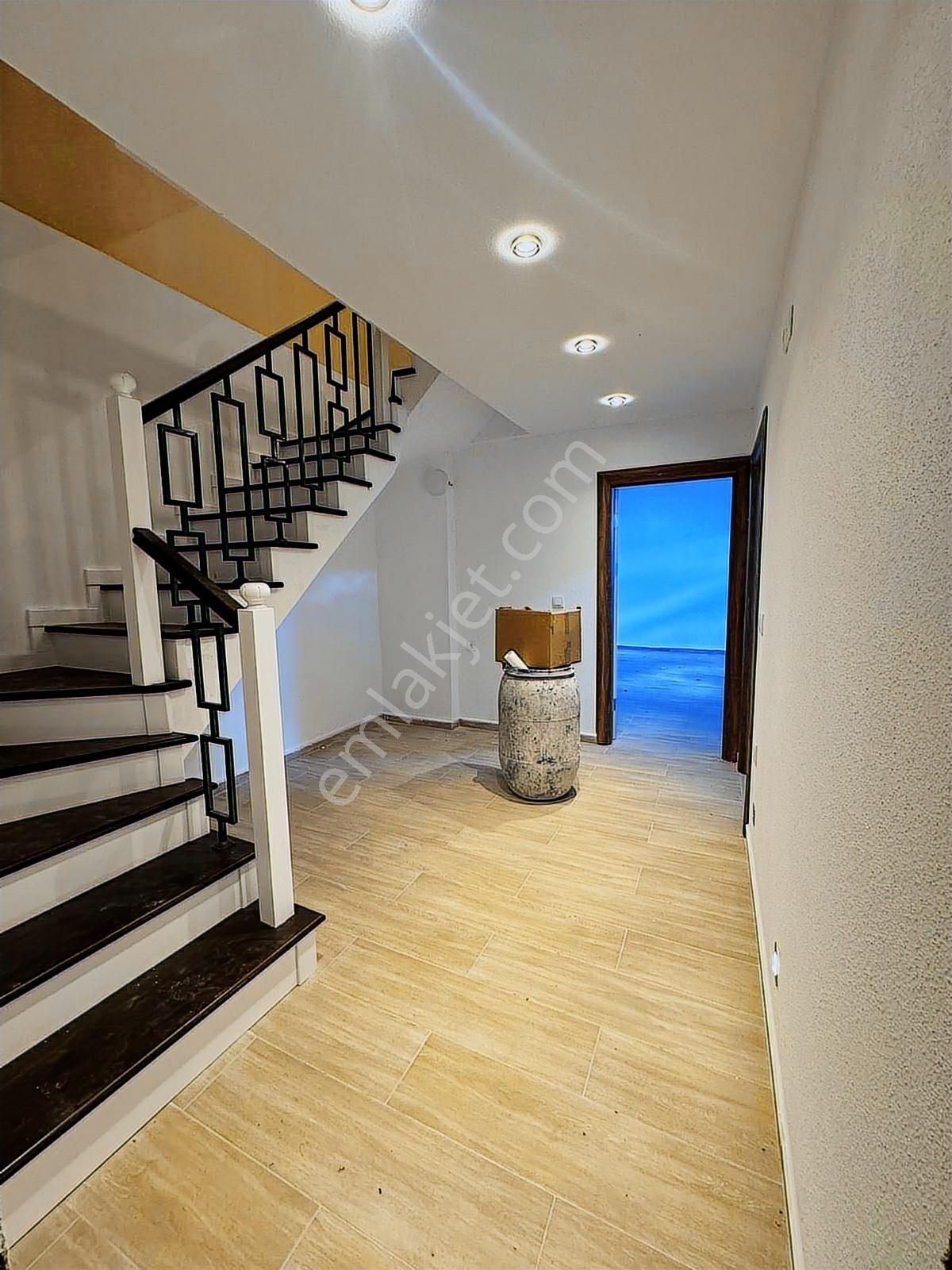 Silivri'de 7+2 Ultralüks Müstakil Villa Emsalsiz Rakamaa - Görsel 21