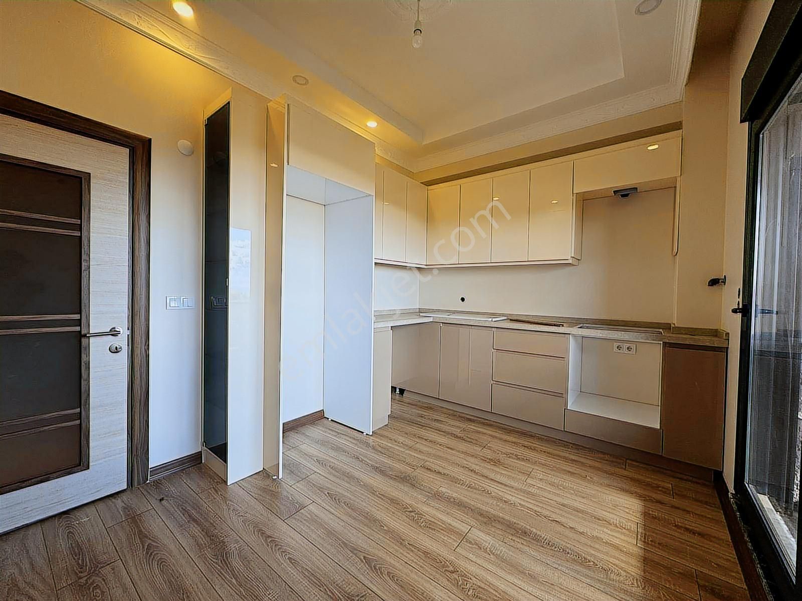 Silivri'de 7+2 Ultralüks Müstakil Villa Emsalsiz Rakamaa - Görsel 2