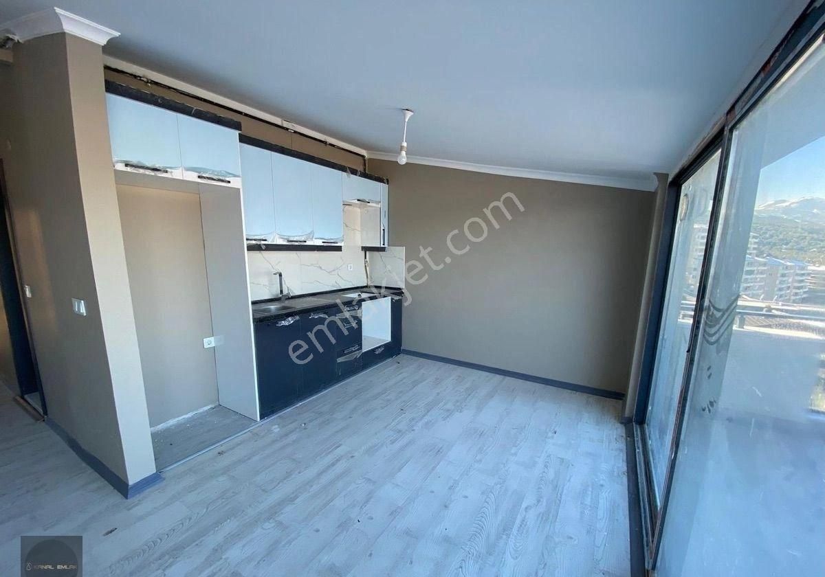 Halit Paşa’da Havuzlu 5 + 1 Kiralık Dubleks - Görsel 6