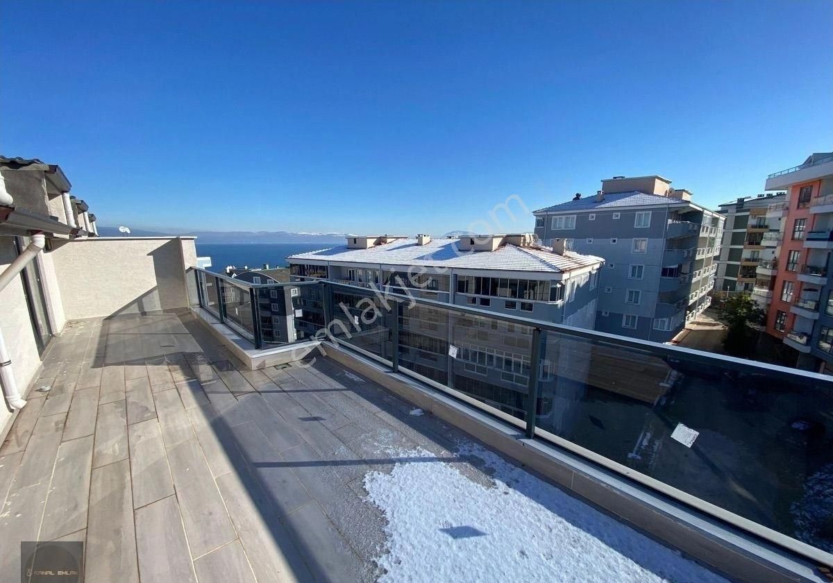 Halit Paşa’da Havuzlu 5 + 1 Kiralık Dubleks - Görsel 32