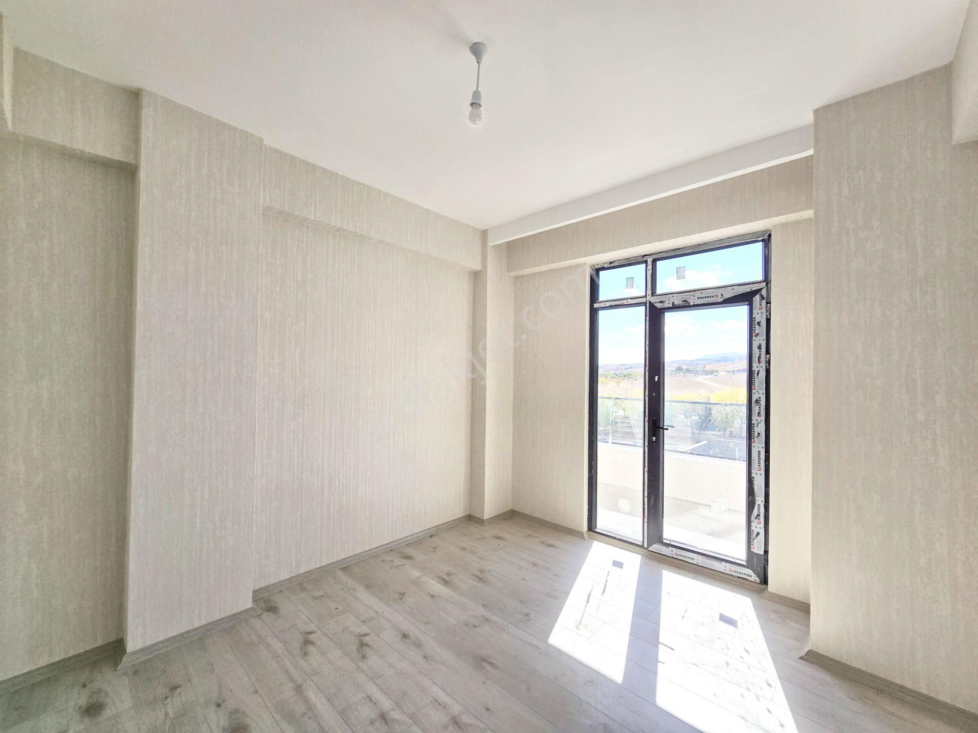 Sille Ak Mah. İşyapar Gayrimenkul'den Sıfır Lüks 3+1 Daire - Görsel 36