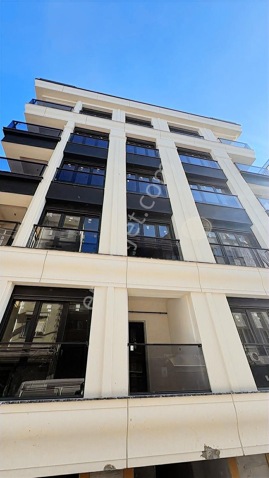 Dikilitaş 3+1 Satılık Dubleks Kapalı Otoparklı Yeni Bina - Görsel 3