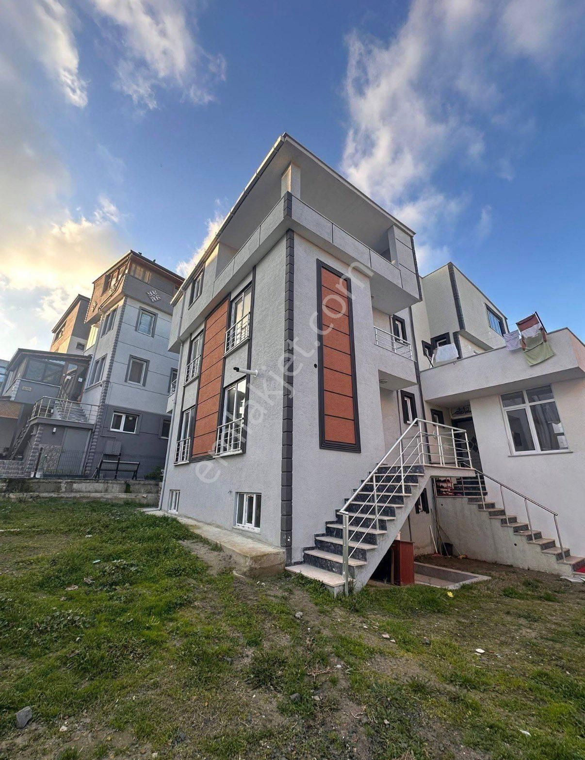 Çorlu Zaferde 6+2 Müstakil Satılık Villa
