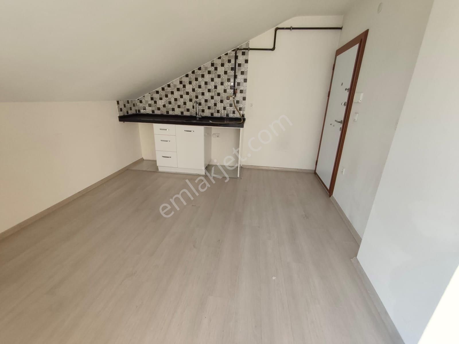 Kapalı Otoparklı 6 Yıllık Binada 4+2 Geniş Ve Masrafsız Dublex - Görsel 21