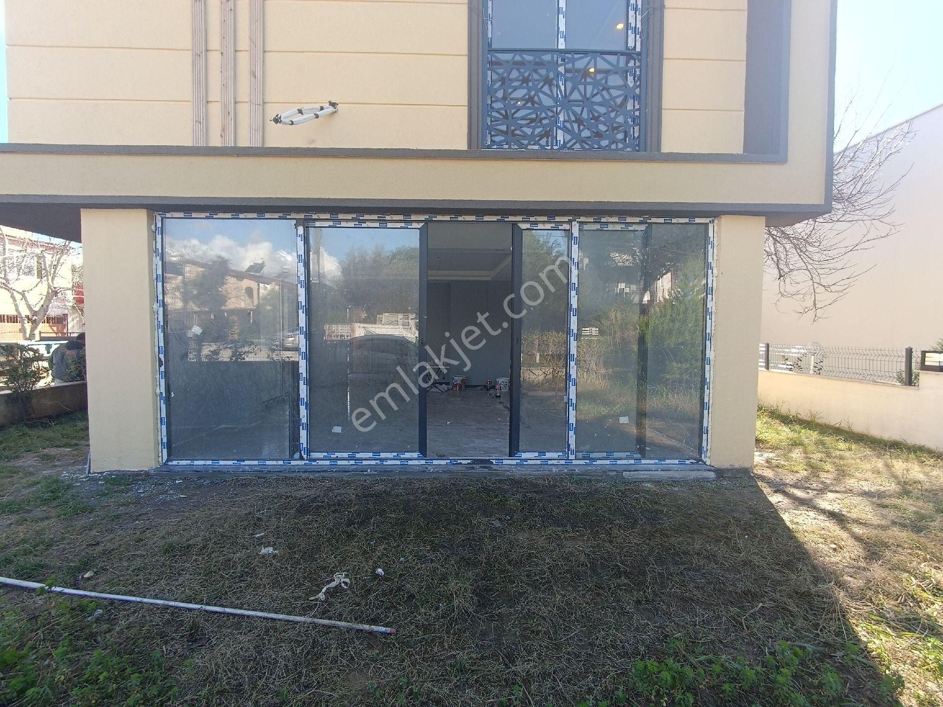 Kuşadası Sahil Sitelerinde Denize Yürüme Yürüme Mesafesinde 4+1 Satılıkfırsat Villla - Görsel 7