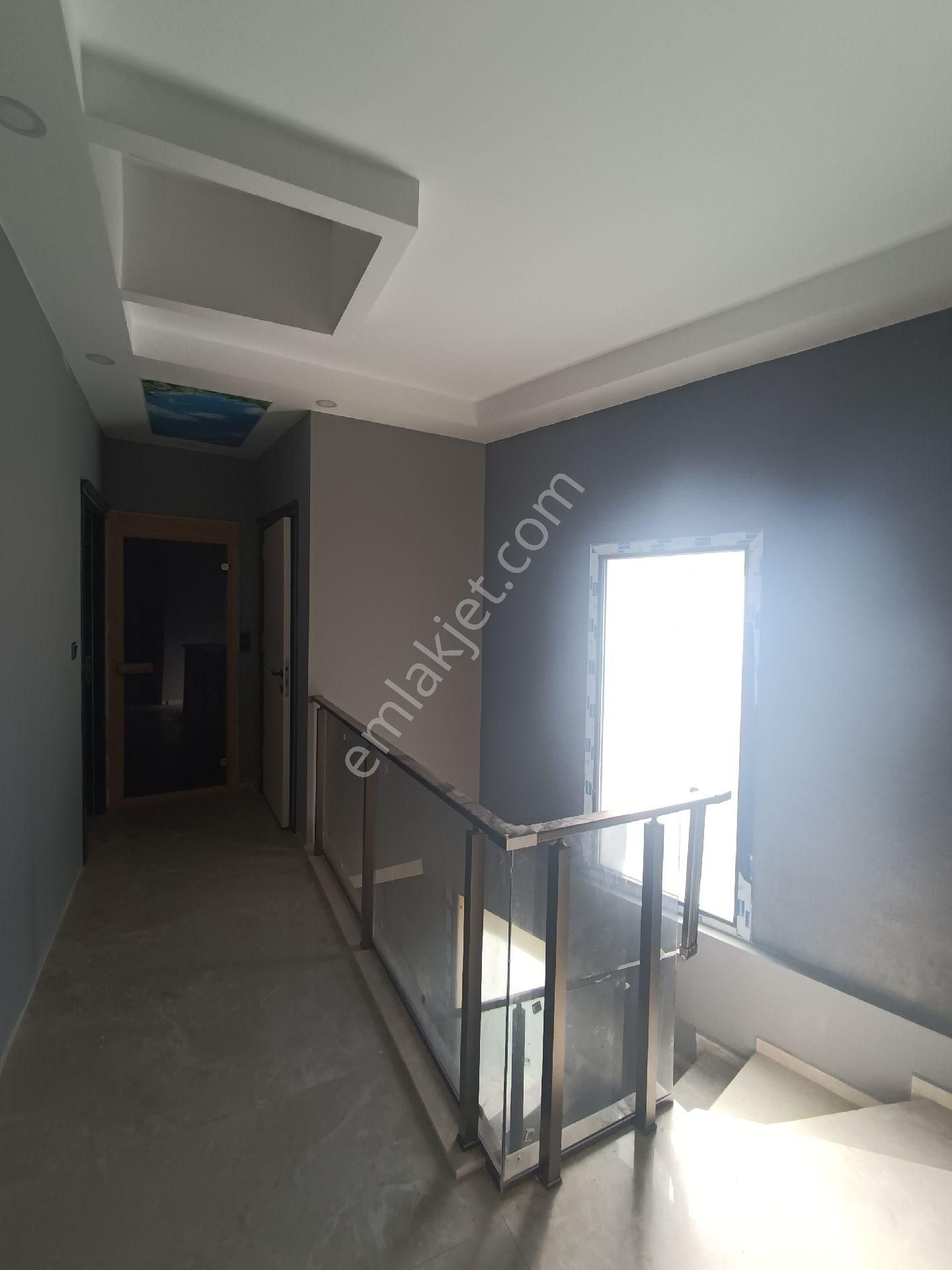 Kuşadası Sahil Sitelerinde Denize Yürüme Yürüme Mesafesinde 4+1 Satılıkfırsat Villla - Görsel 25