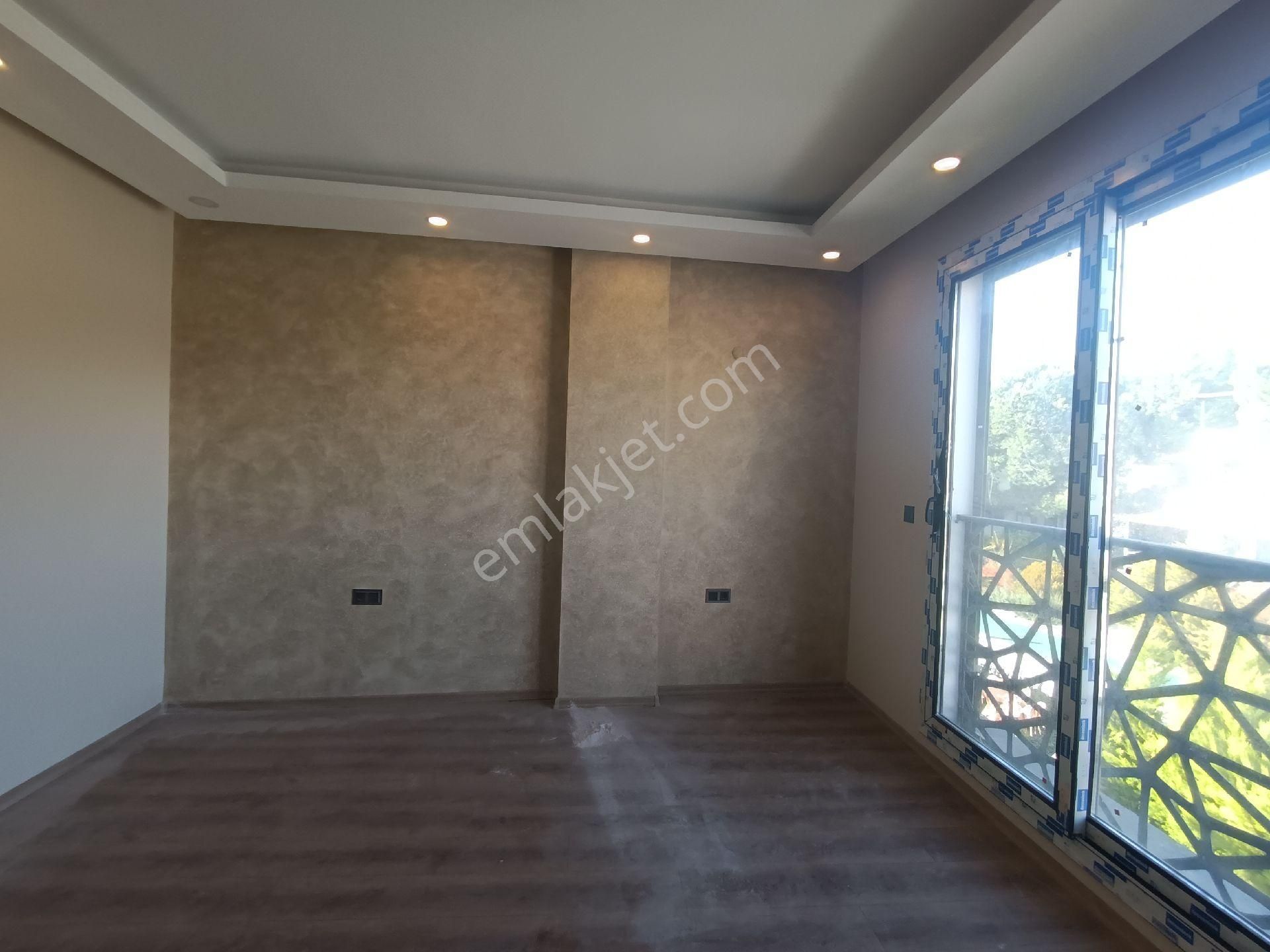 Kuşadası Sahil Sitelerinde Denize Yürüme Yürüme Mesafesinde 4+1 Satılıkfırsat Villla - Görsel 20