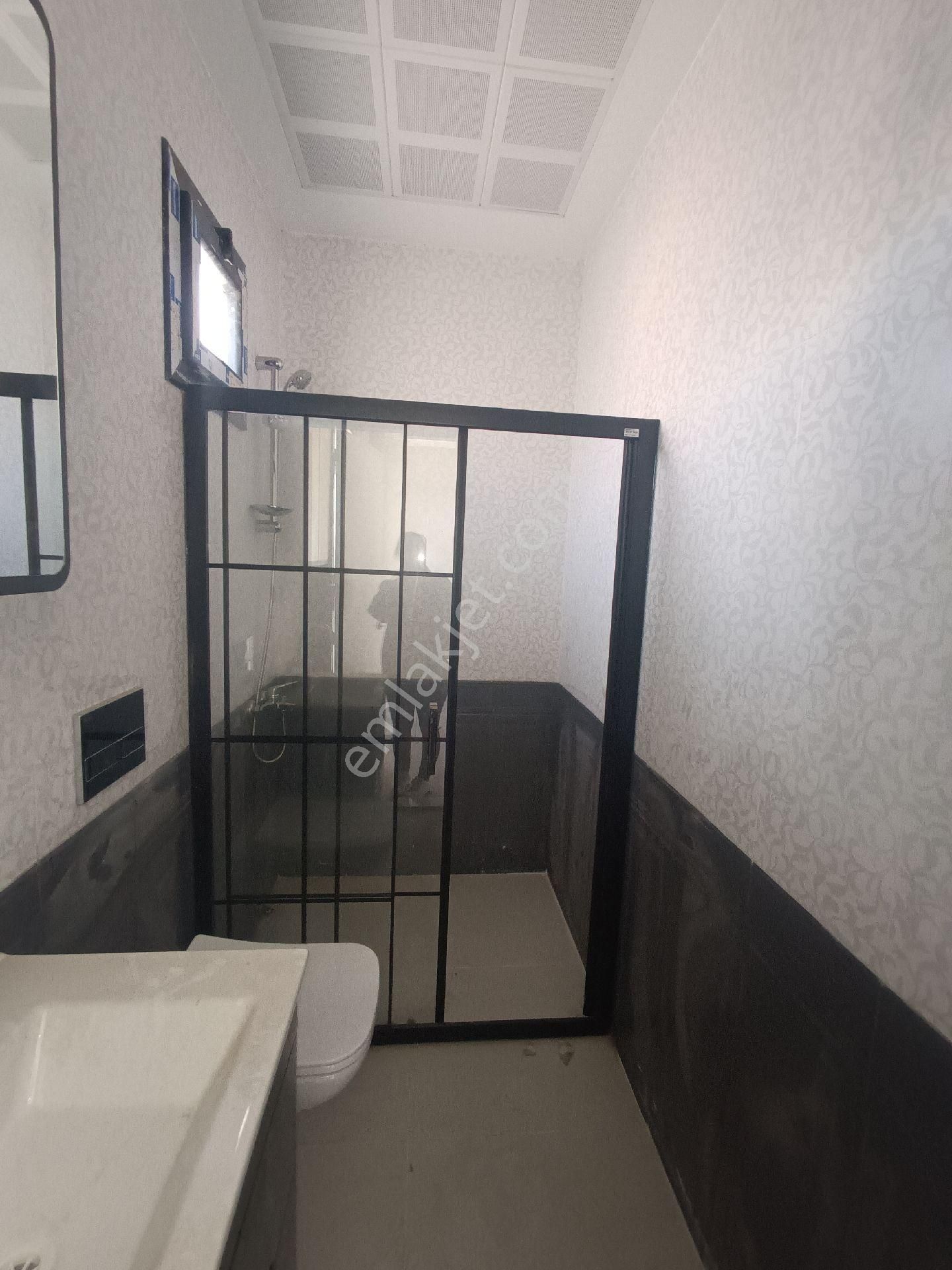 Kuşadası Sahil Sitelerinde Denize Yürüme Yürüme Mesafesinde 4+1 Satılıkfırsat Villla - Görsel 31