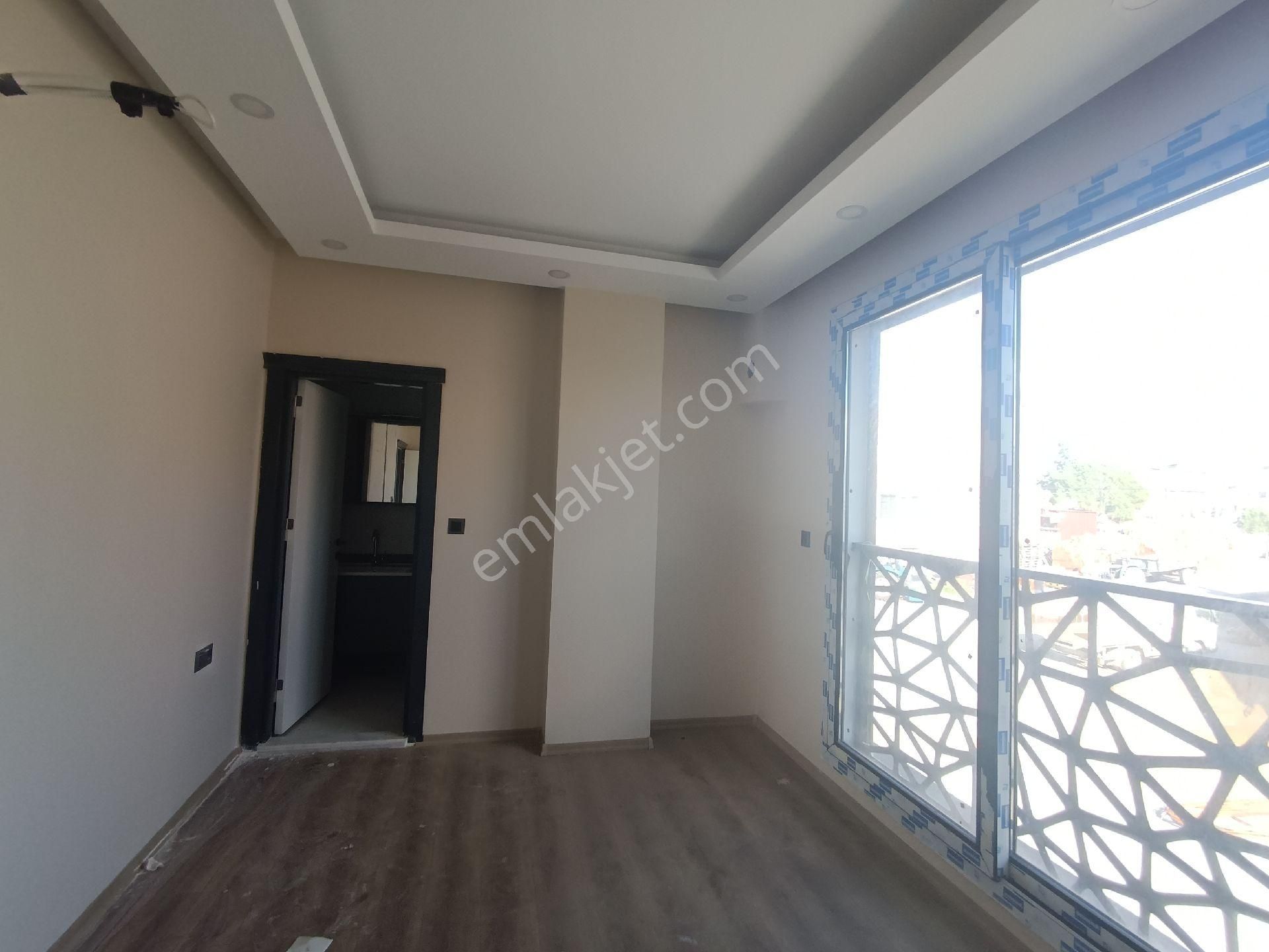 Kuşadası Sahil Sitelerinde Denize Yürüme Yürüme Mesafesinde 4+1 Satılıkfırsat Villla - Görsel 26