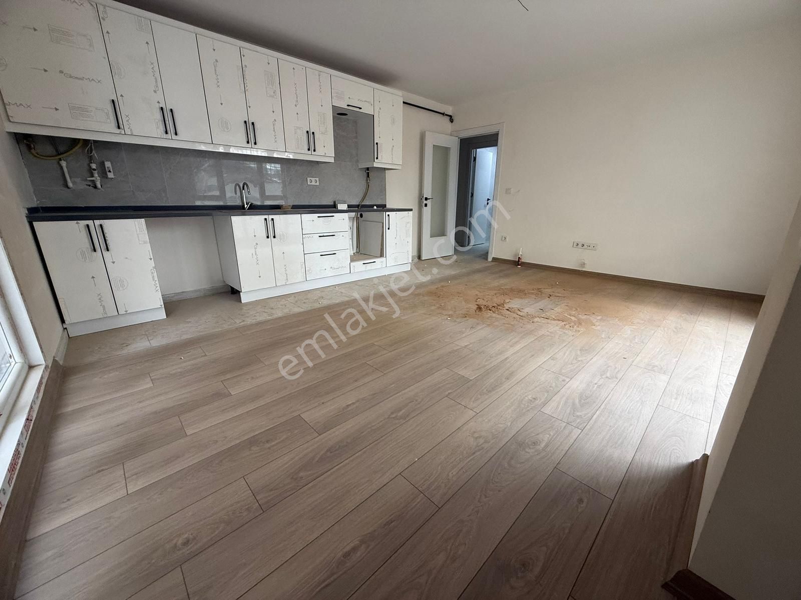 █ Konfor █ Çınarda Marmaraya Yakın Köşe Sıfır Yüksek Giriş 2+1 - Görsel 6