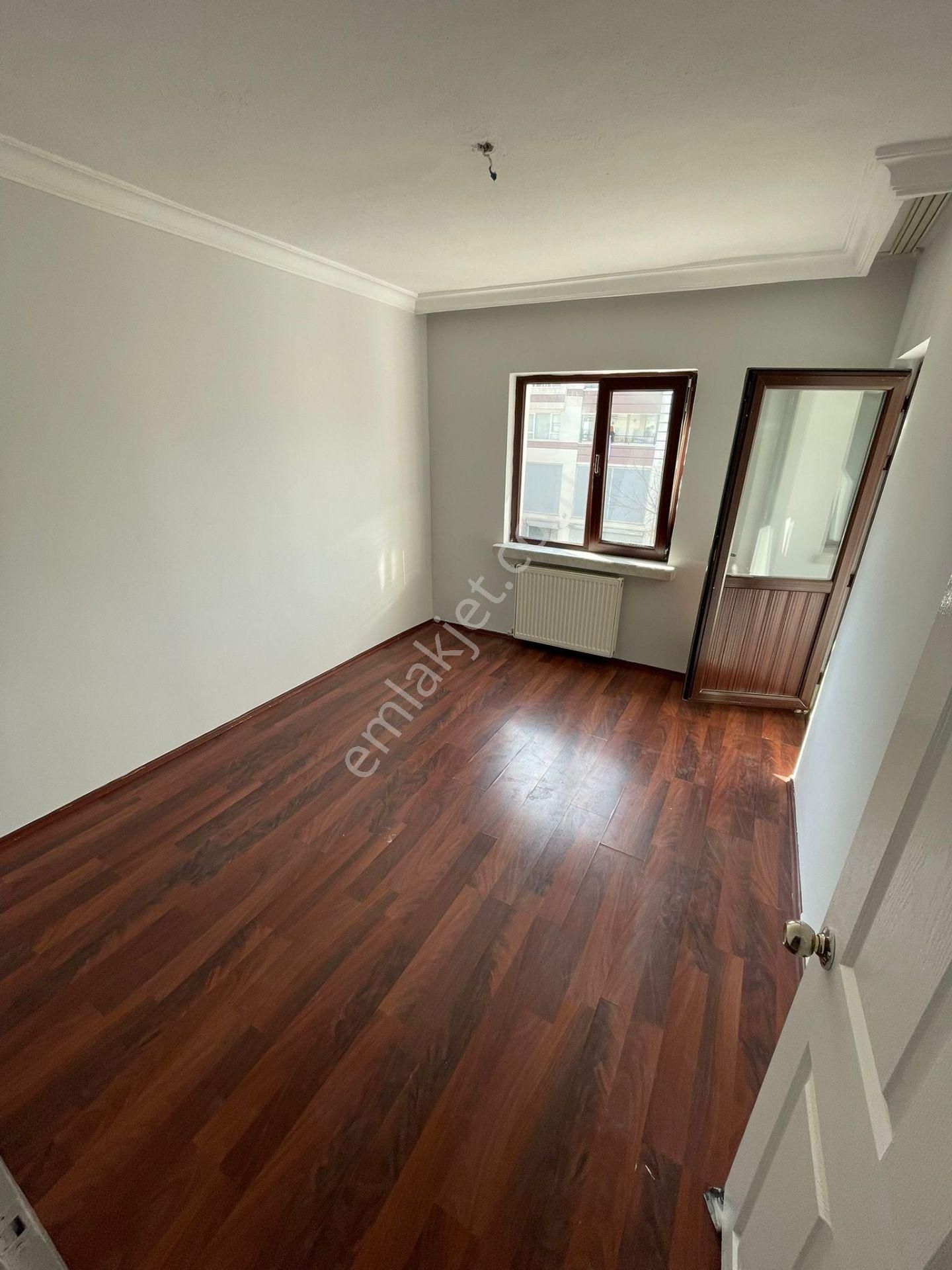 Malazgirt Mh'de 3+1 Ara Katta Buhara Caddesin'de Daire!!! - Görsel 9