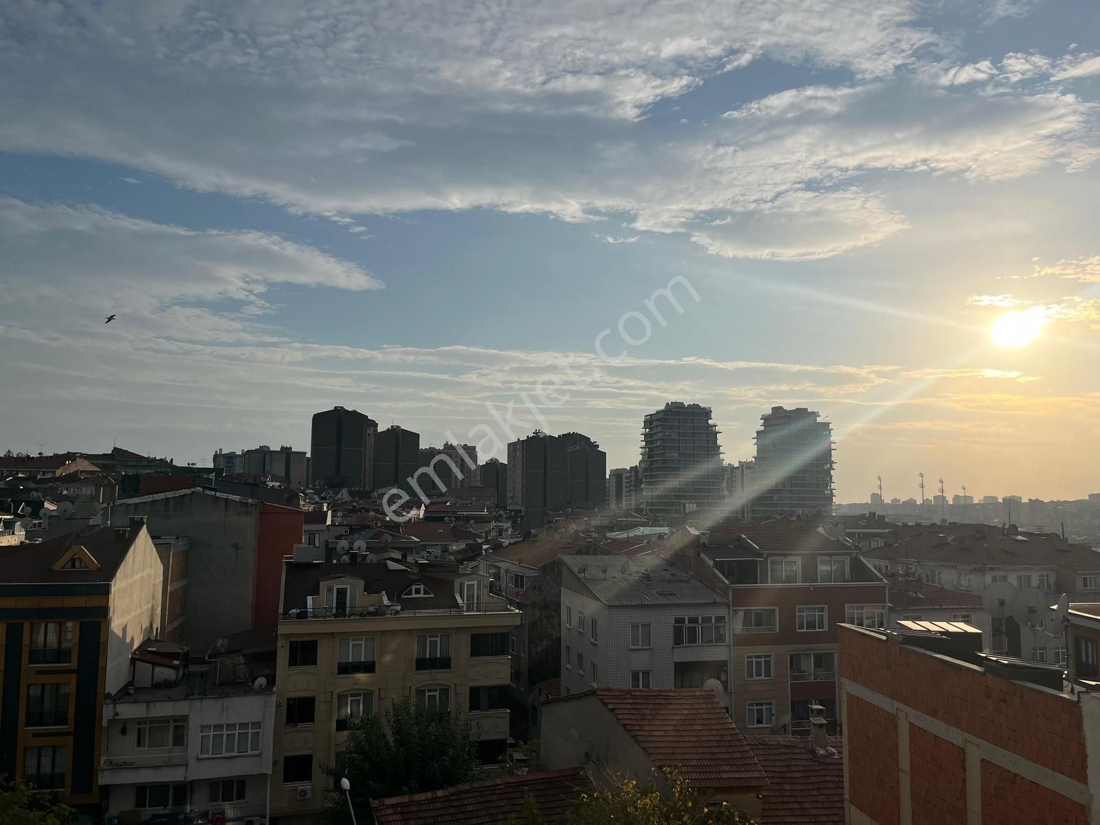 Tokgöz'den Veliefendide Kapalı Otoparklı 2+1 80m² Satılık