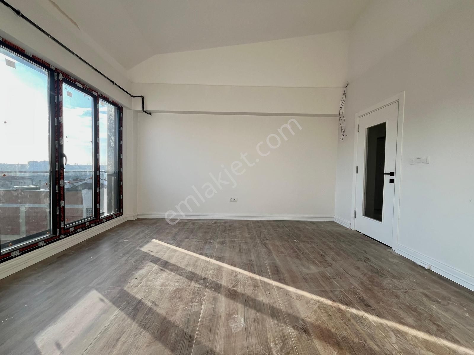 Tokgöz'den Veliefendide Kapalı Otoparklı 2+1 80m² Satılık - Görsel 5