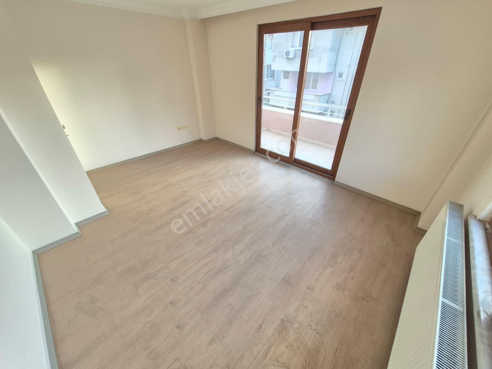 Doradan Akçay Merkez'de Ebeveyn Banyolu Geniş 3+1 Daire - Görsel 26