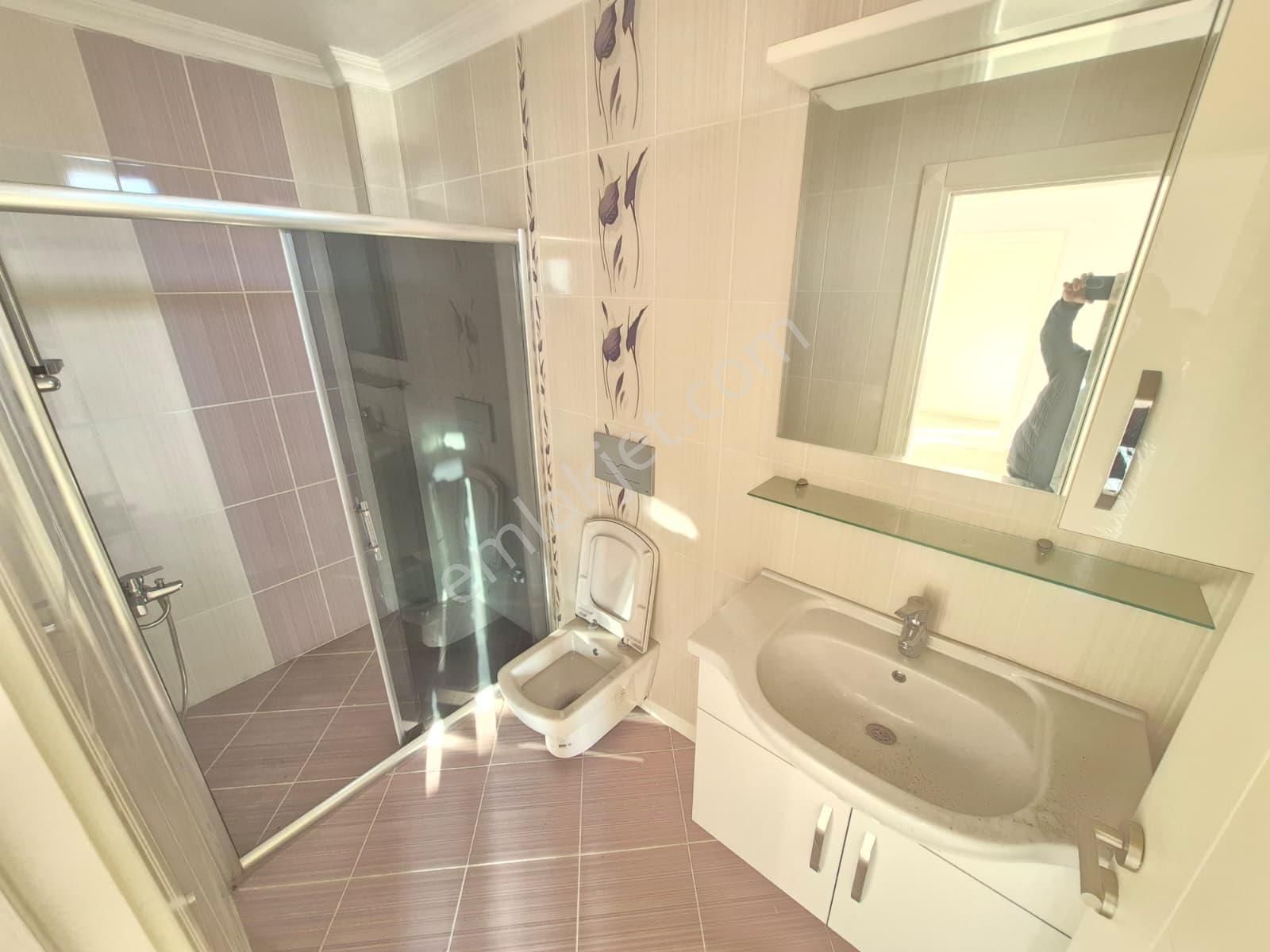 Doradan Akçay Merkez'de Ebeveyn Banyolu Geniş 3+1 Daire - Görsel 31