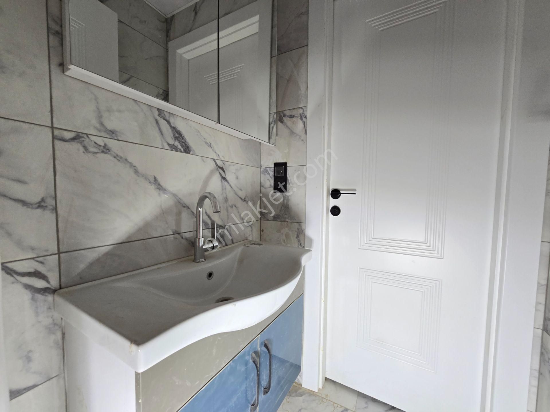 S.eyyubi Mah. İşyapar Gayrimenkulden Sıfır 2+1 Fırsat Daire - Görsel 8