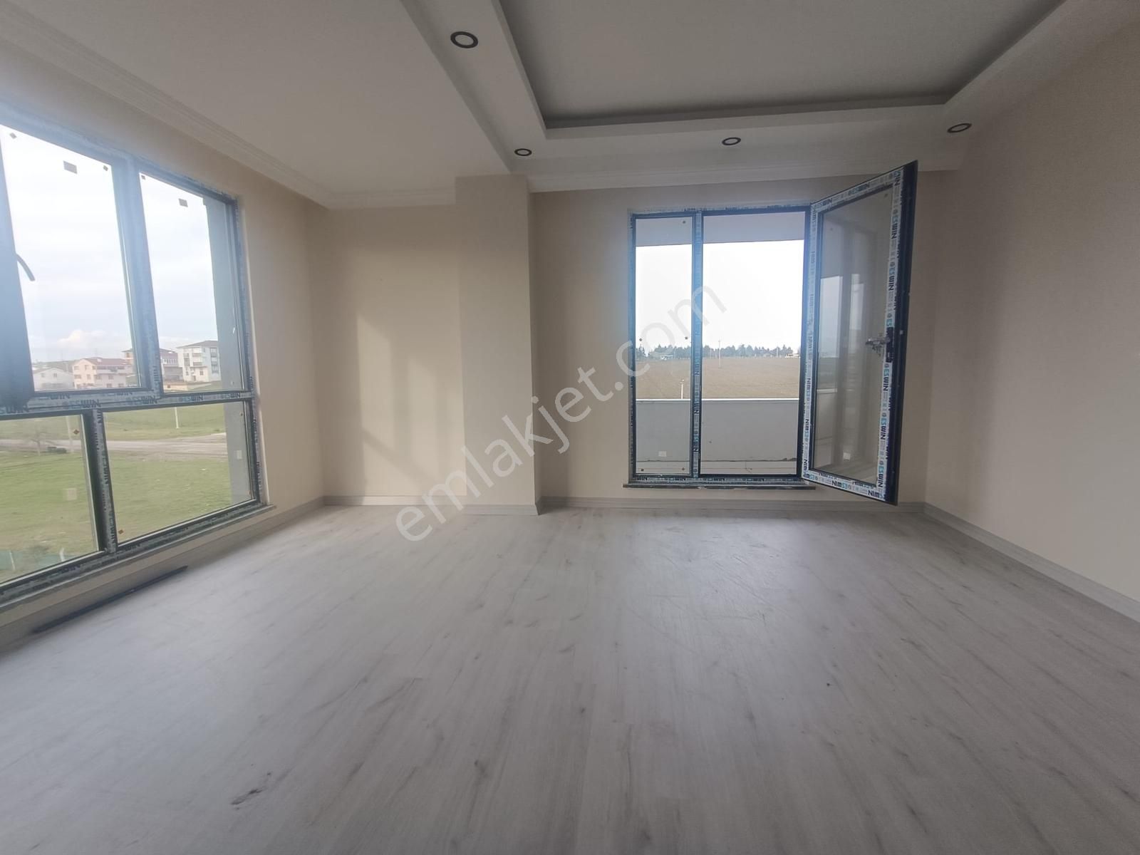 Marmaracık Göl Manzaralı Kat Seçenekli 2+1 Satılık Lüx Daireler - Görsel 4