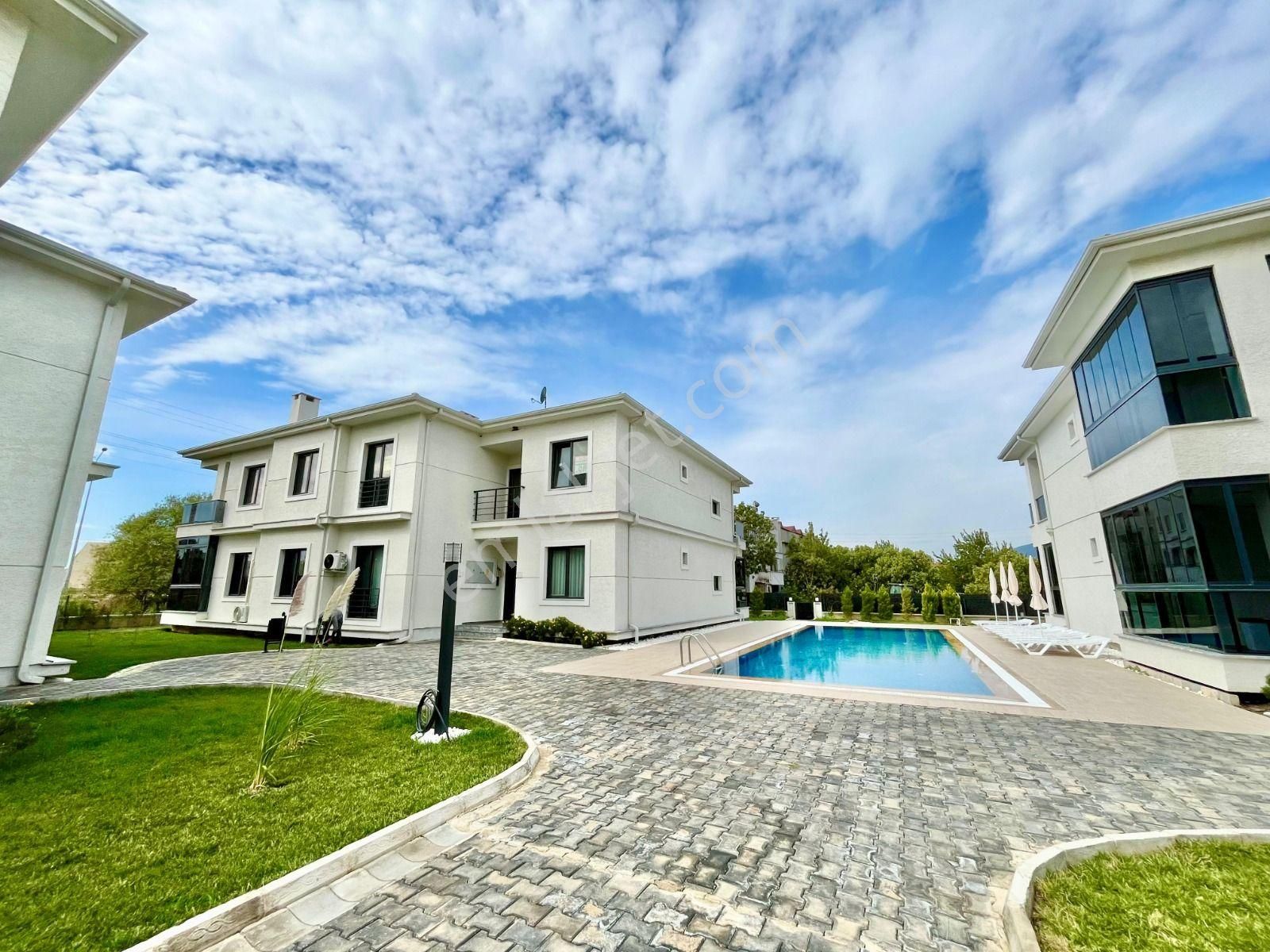 🏡 Referans'tan Akçay'da Havuzlu Sitede Denize 250 Mt 2+1 Daire - Görsel 31