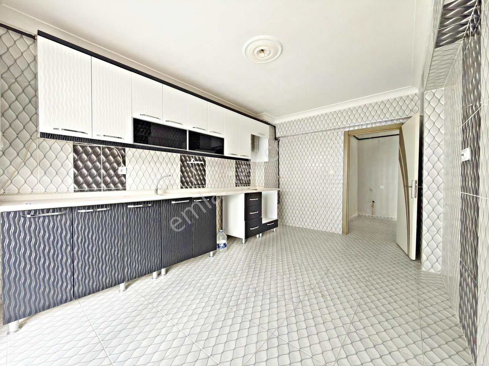 Bağlum Hisarda 3+1 Şık Yapılı Satılık Daire - Görsel 27