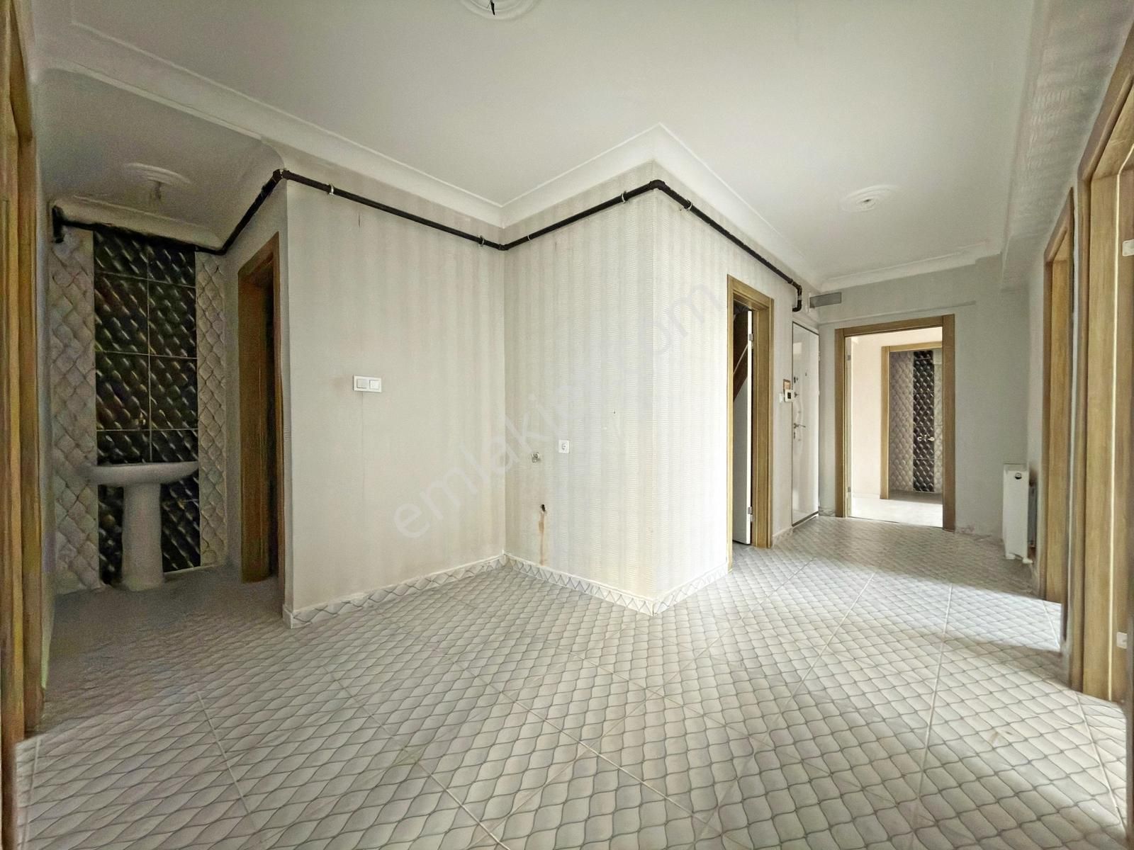 Bağlum Hisarda 3+1 Şık Yapılı Satılık Daire - Görsel 8