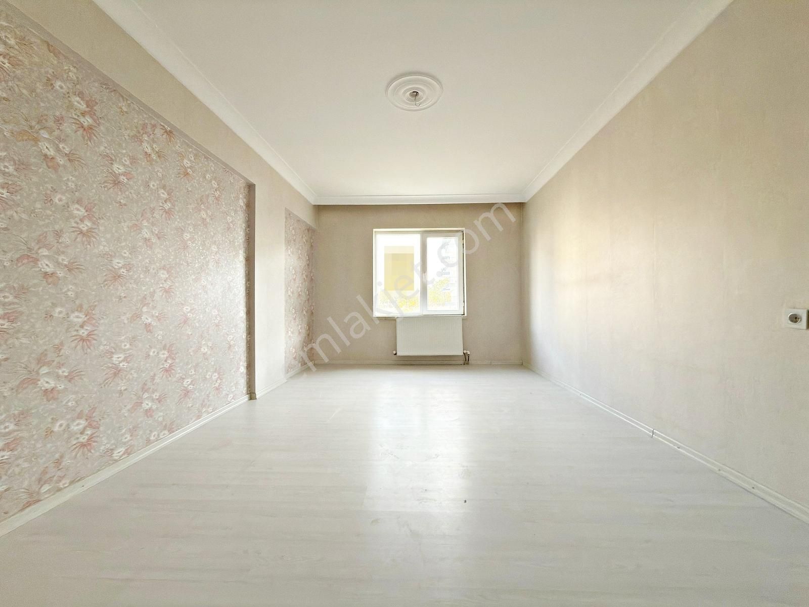 Bağlum Hisarda 3+1 Şık Yapılı Satılık Daire - Görsel 3