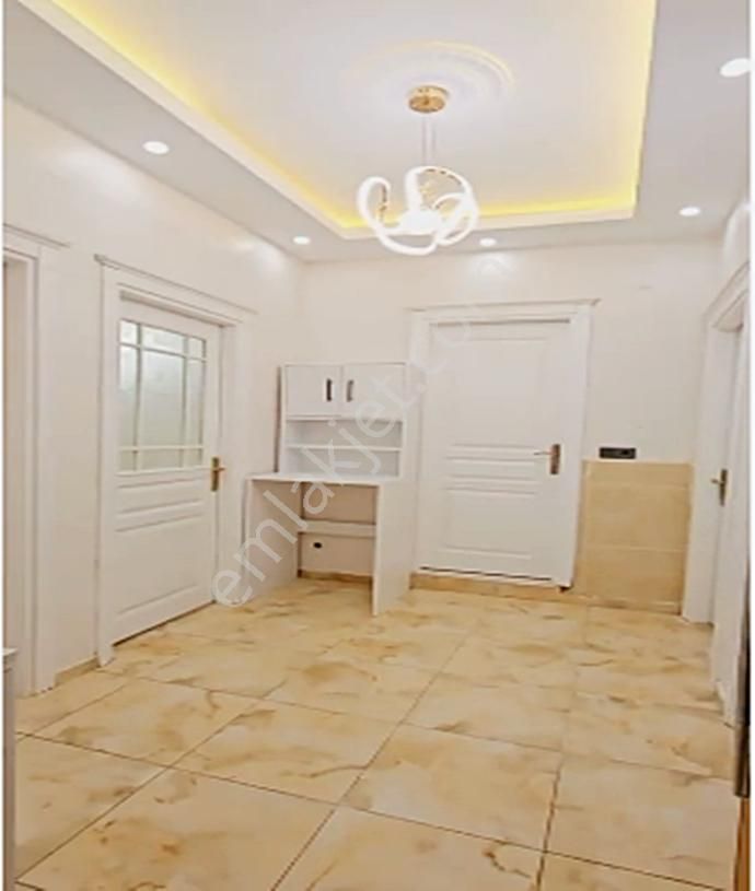 Boss Yapı'dan Özel Kış Bahçeli Giriş Kat İskanlı 2+1 Daire - Görsel 6